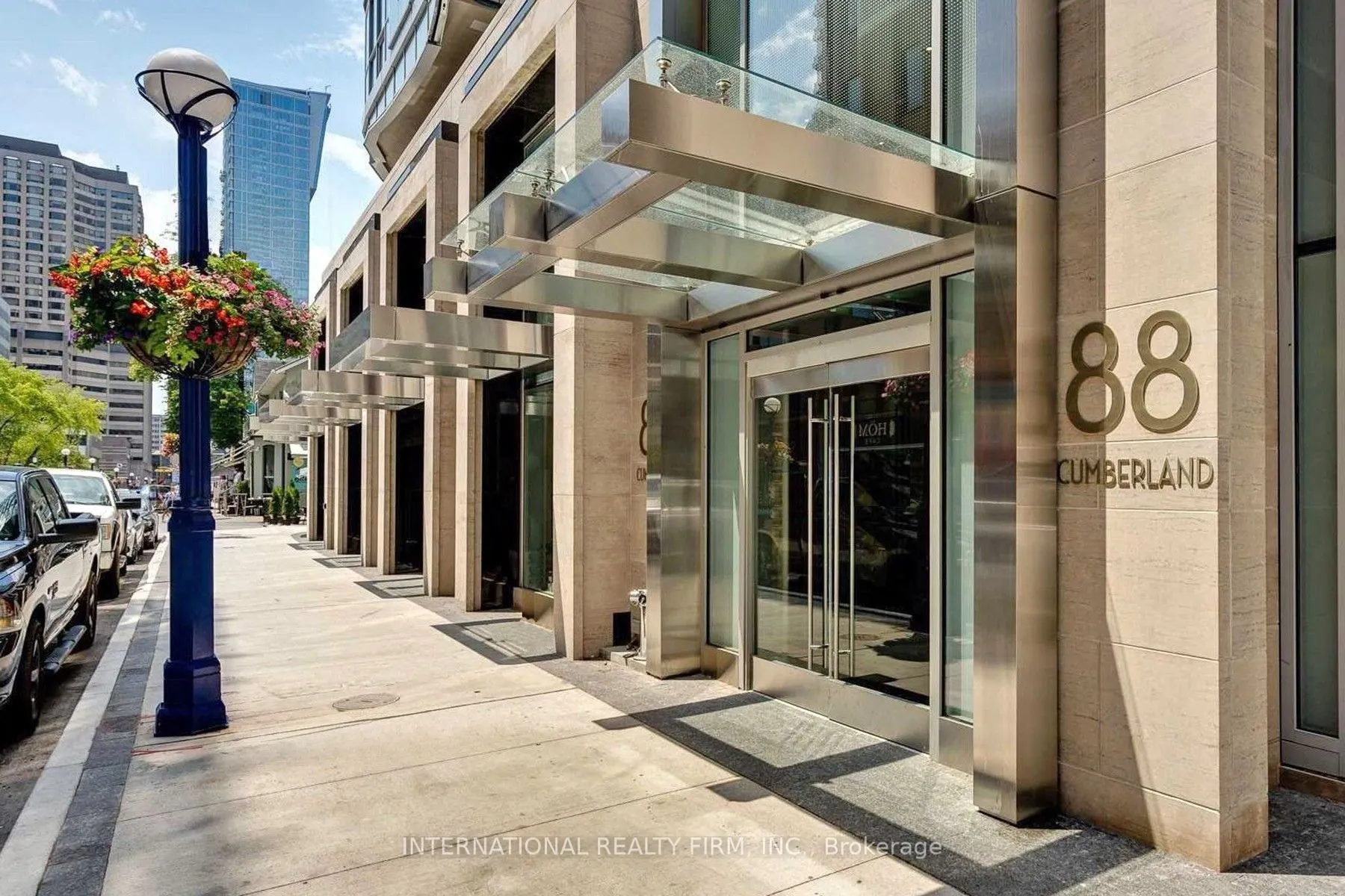 88 Cumberland Street, #808