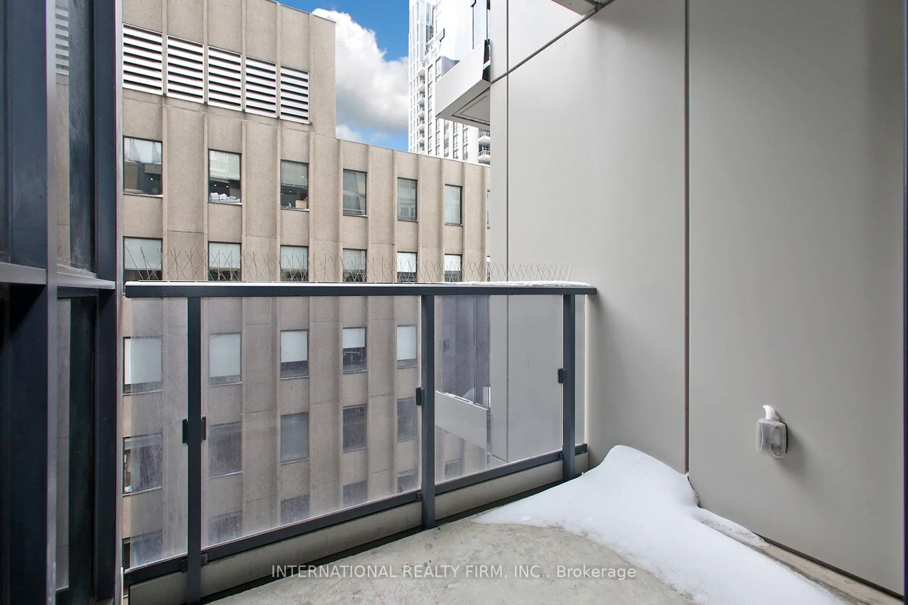 88 Cumberland Street, #808