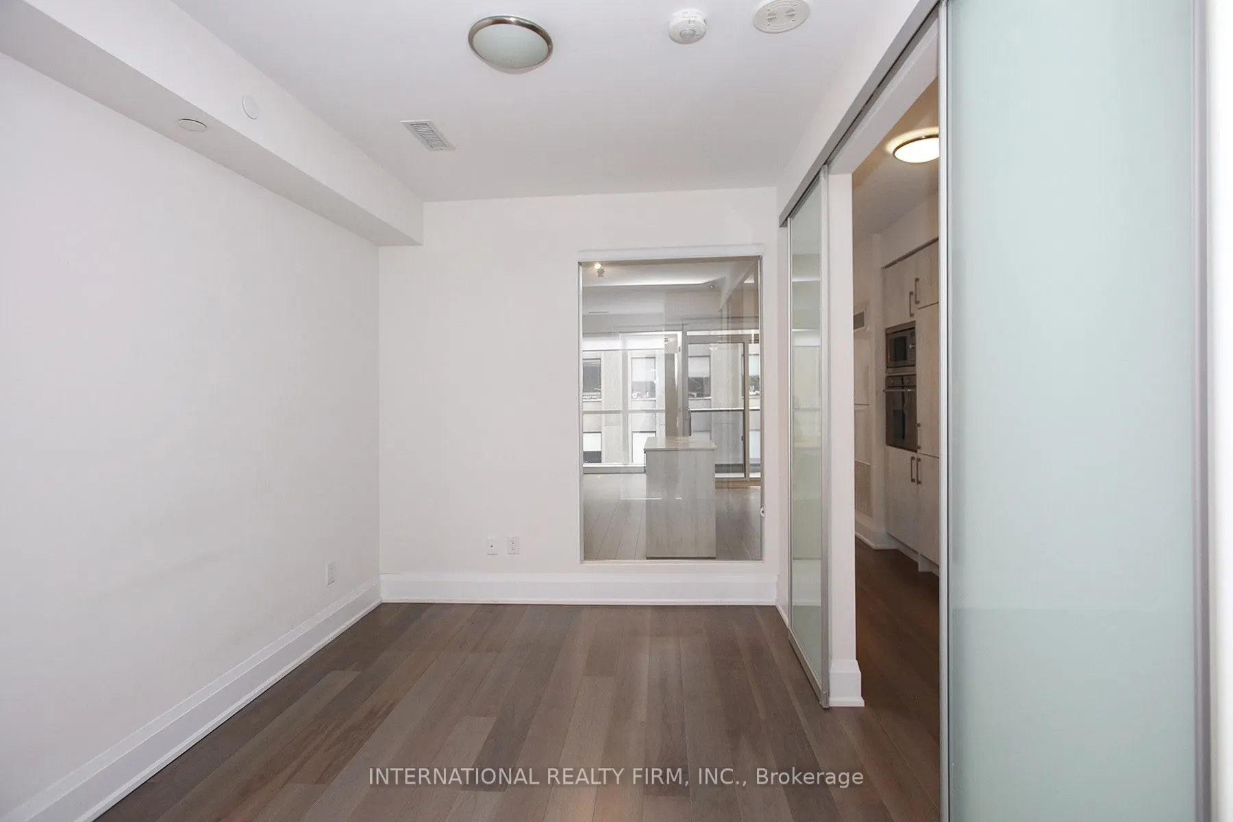 88 Cumberland Street, #808