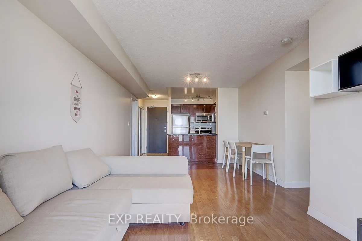 5793 Yonge Street, #1602