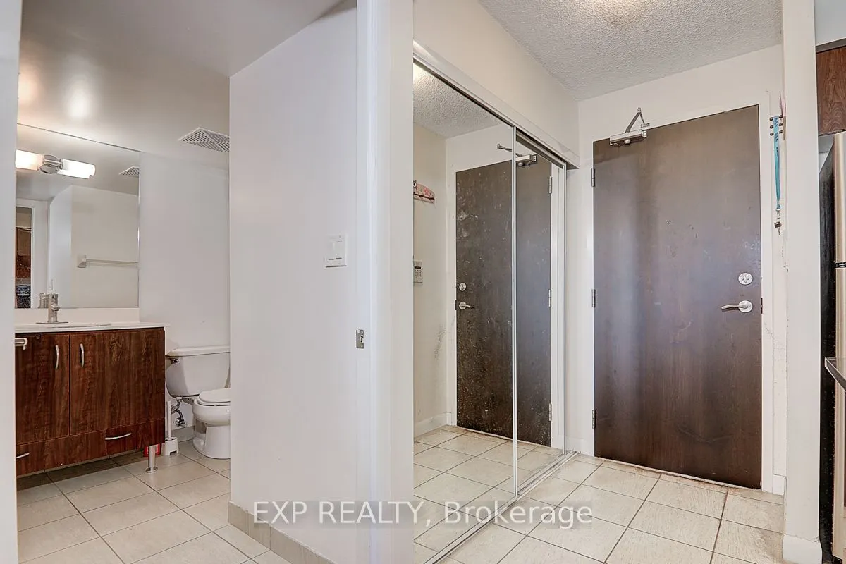 5793 Yonge Street, #1602