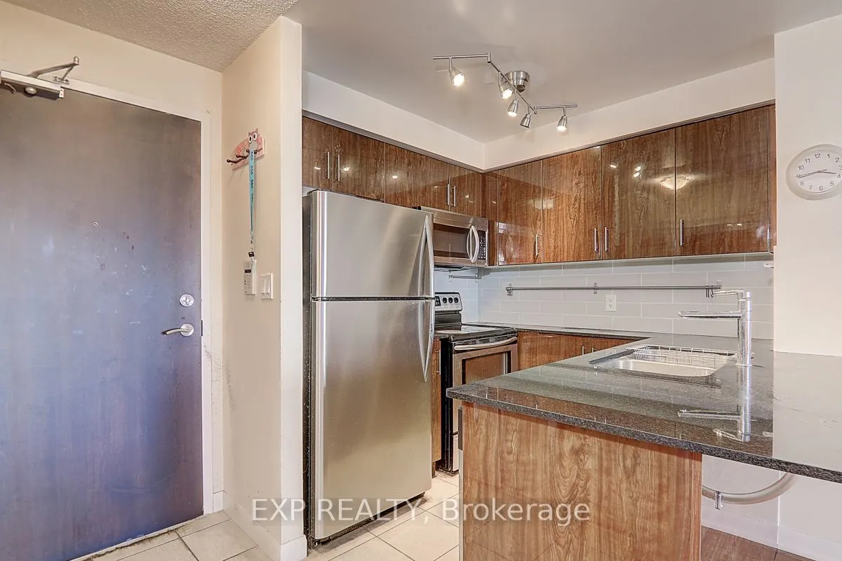 5793 Yonge Street, #1602