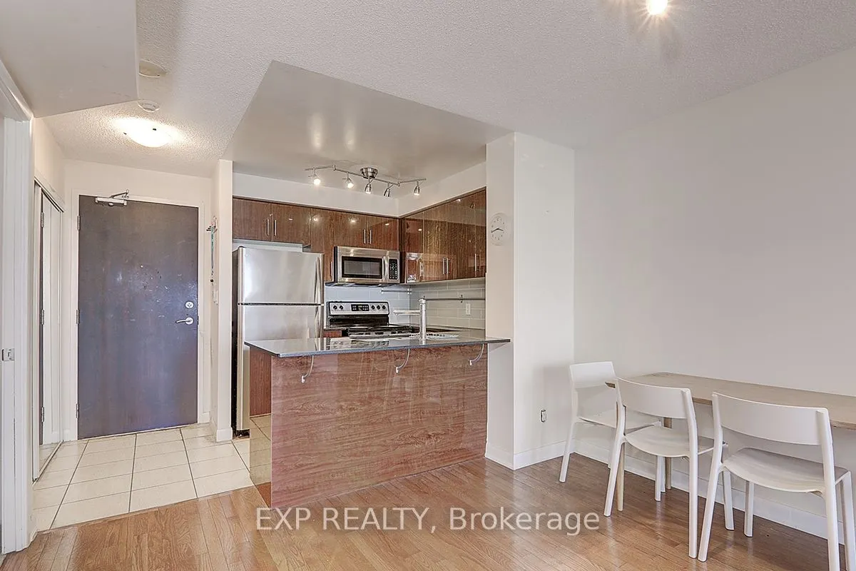 5793 Yonge Street, #1602