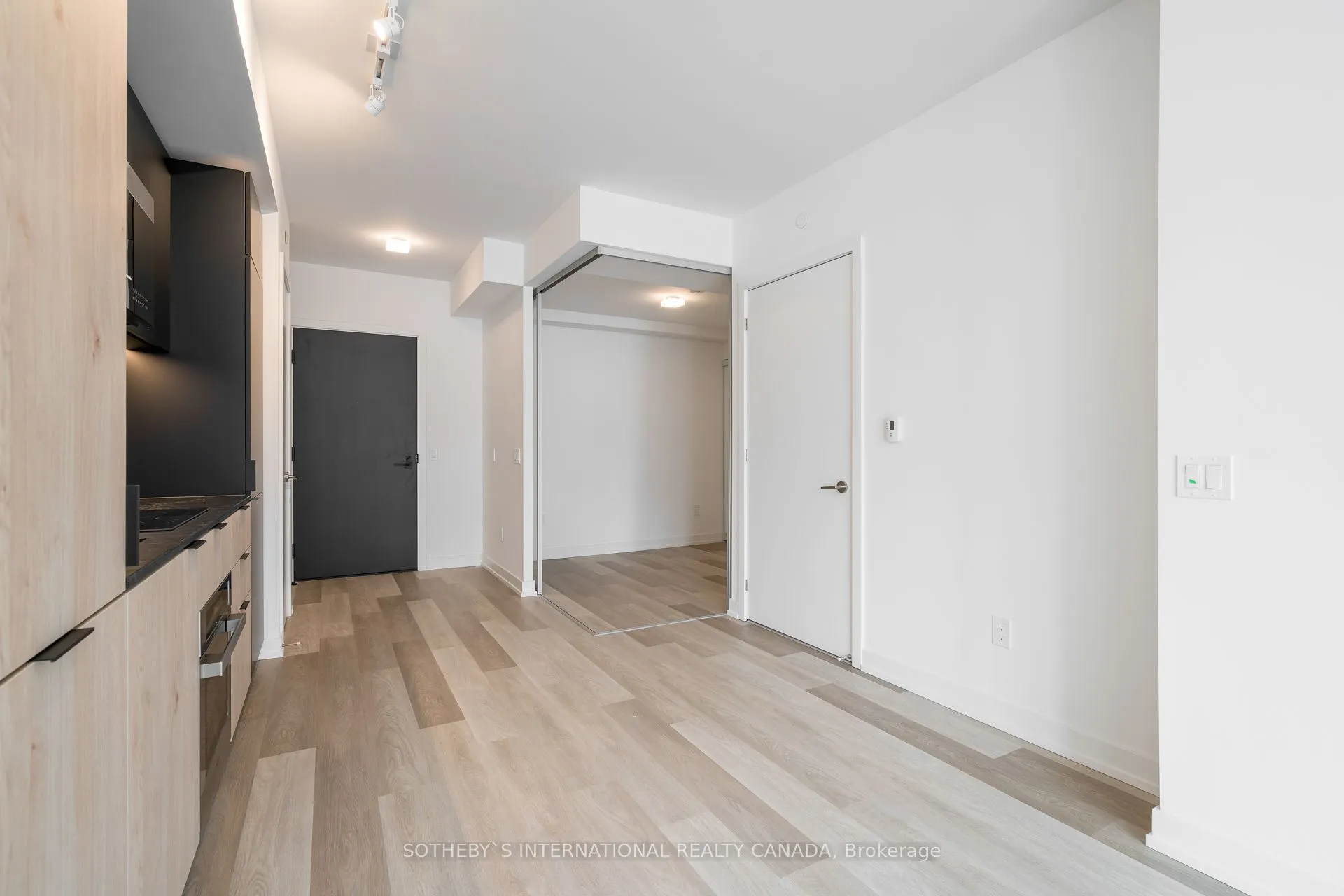 28 Eastern Avenue, #420