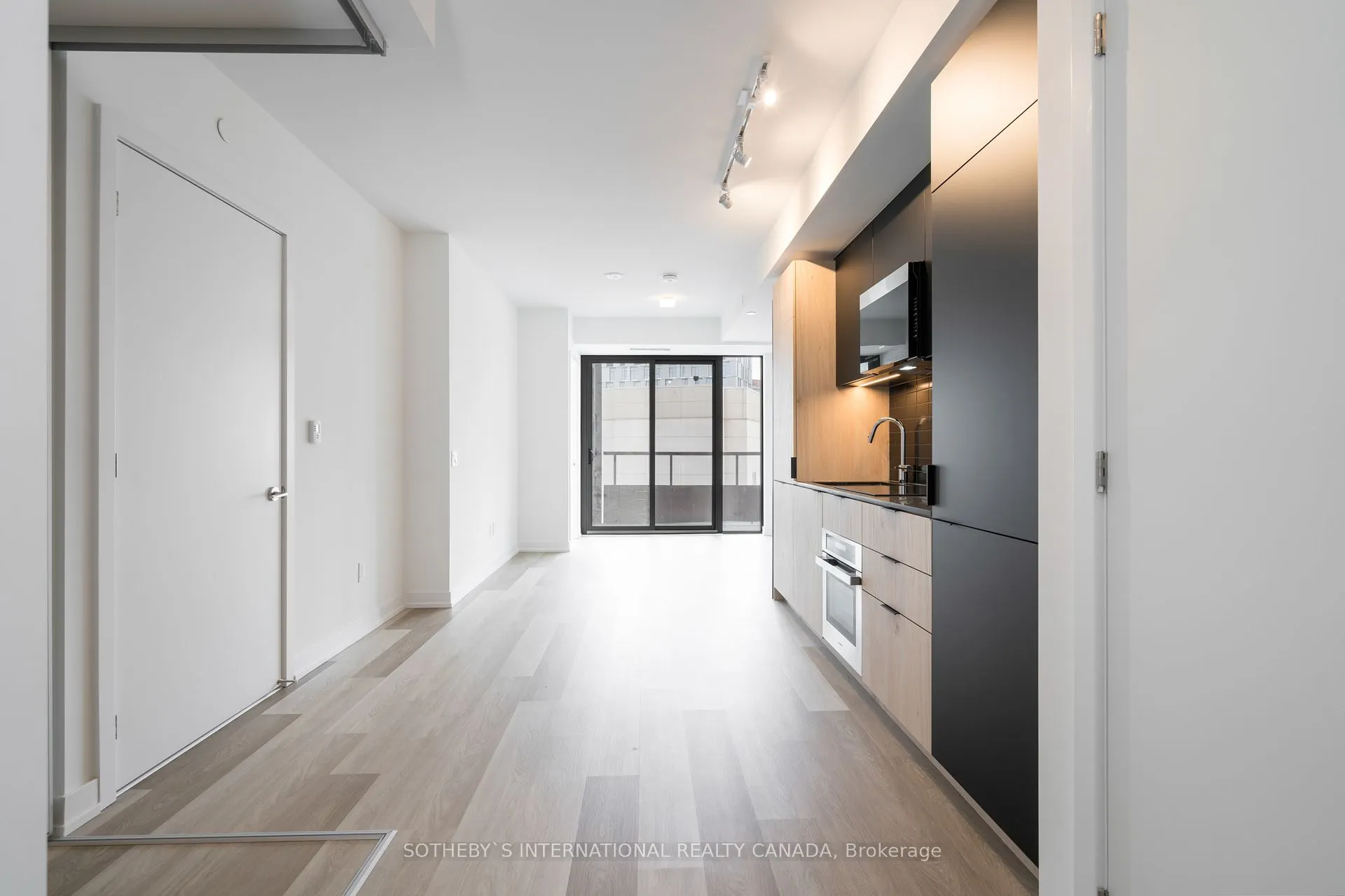28 Eastern Avenue, #420