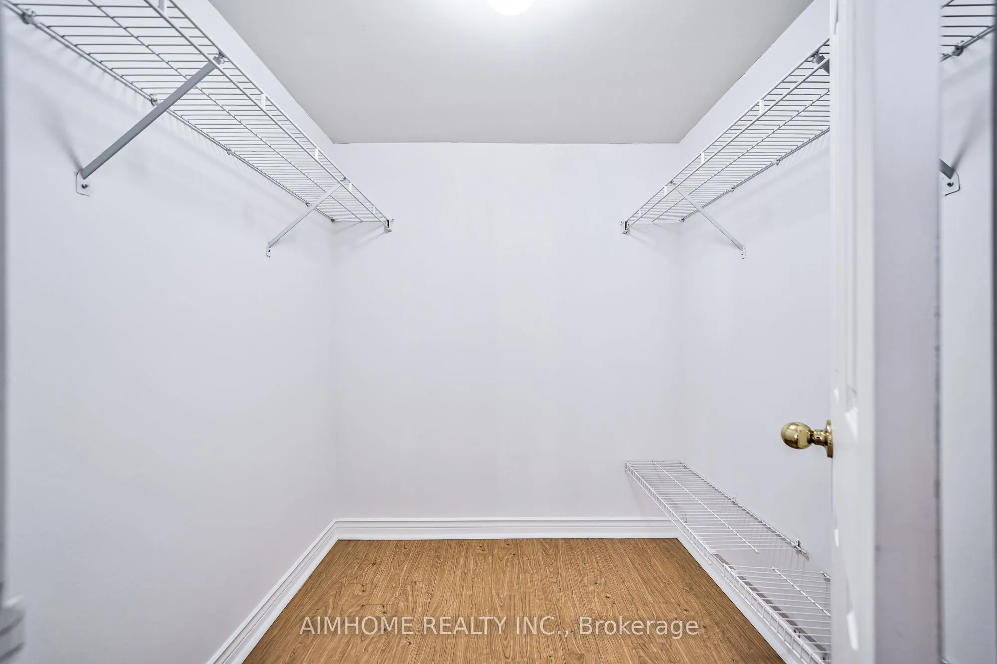 256 Doris Avenue, #710