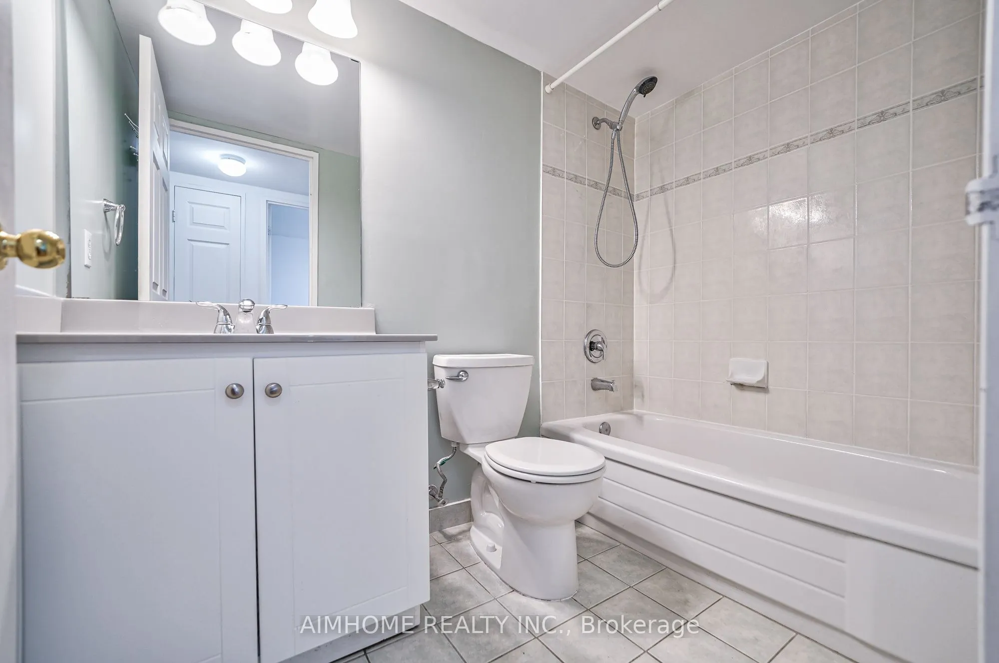 256 Doris Avenue, #710