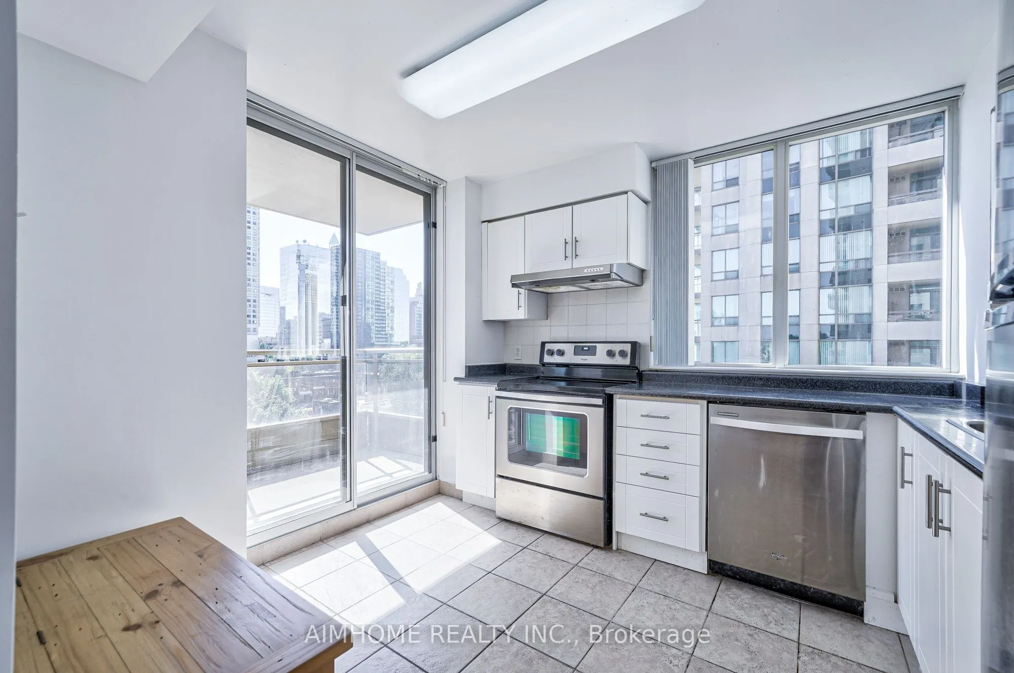 256 Doris Avenue, #710