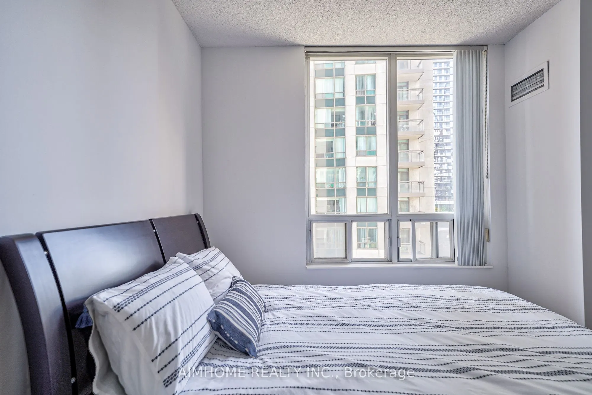 256 Doris Avenue, #710
