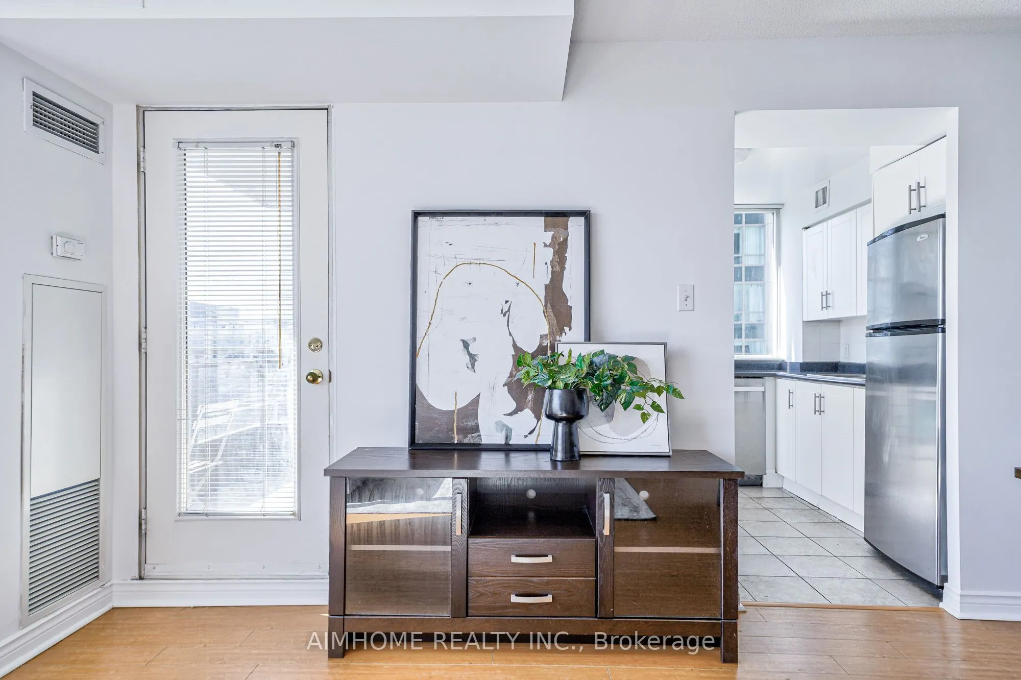 256 Doris Avenue, #710