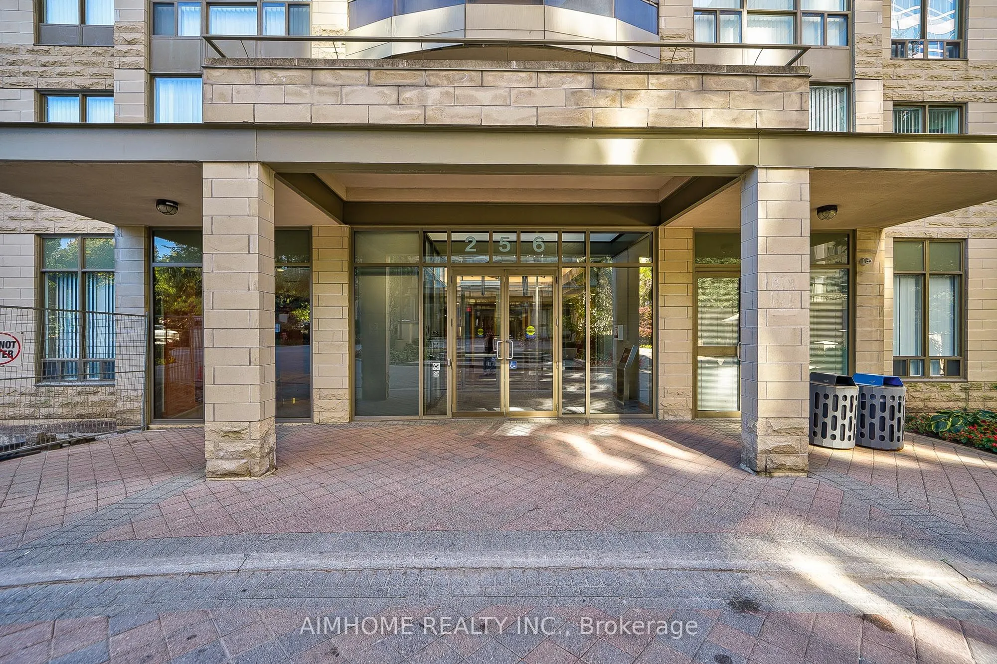 256 Doris Avenue, #710
