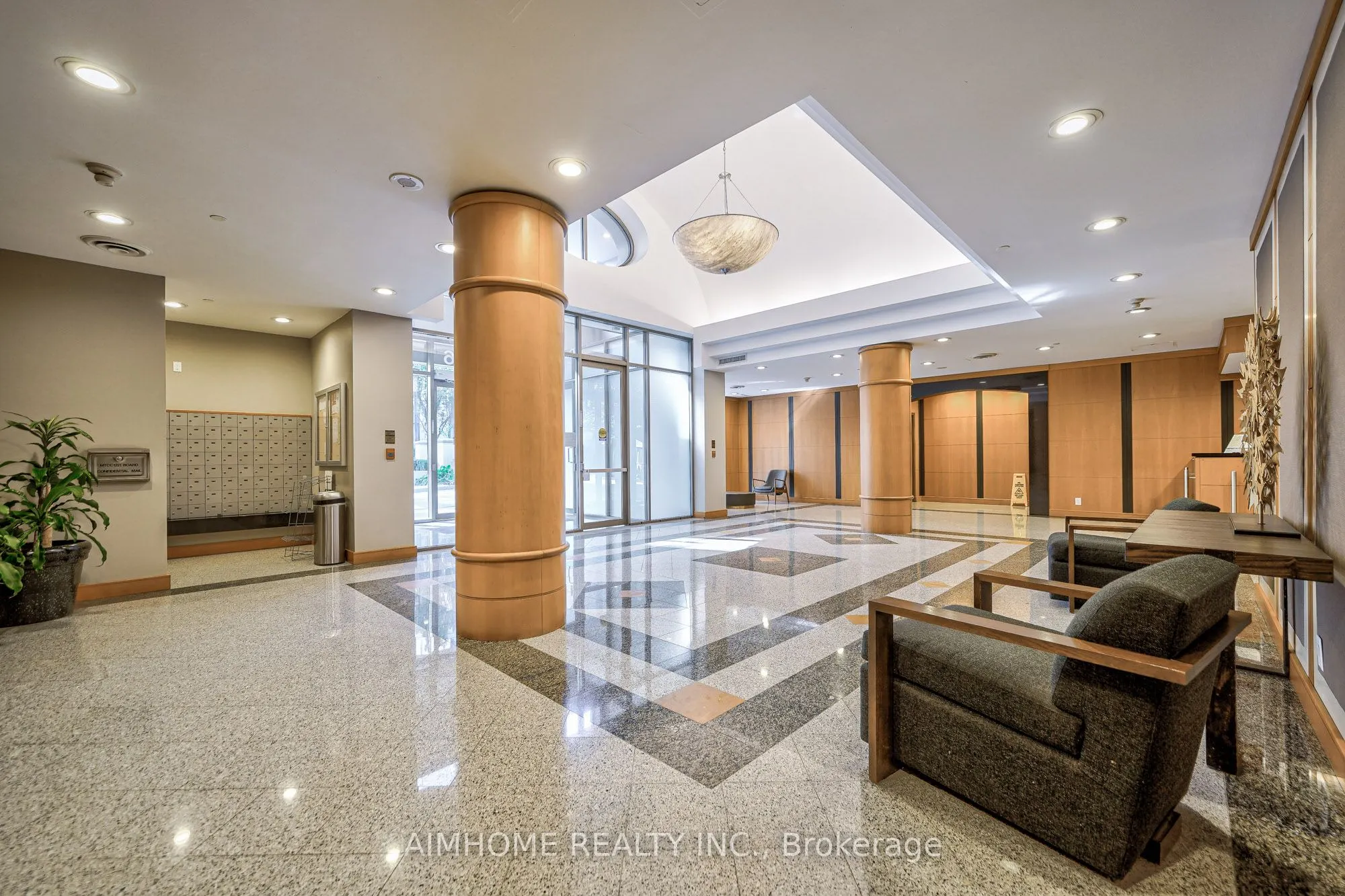 256 Doris Avenue, #710