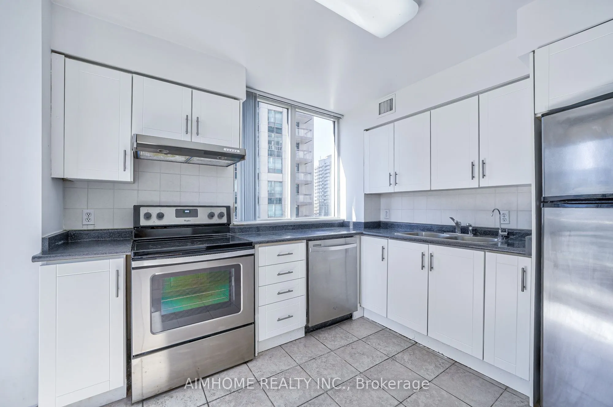 256 Doris Avenue, #710