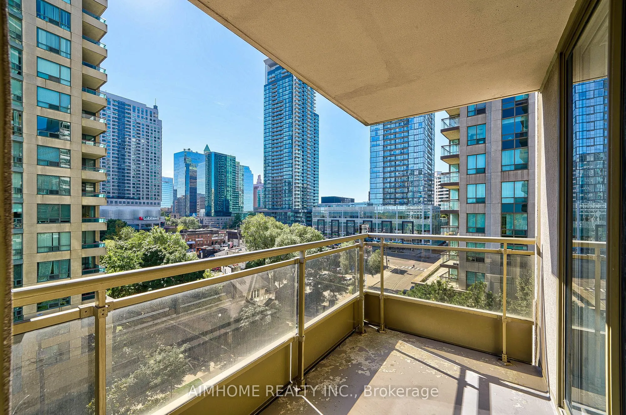 256 Doris Avenue, #710