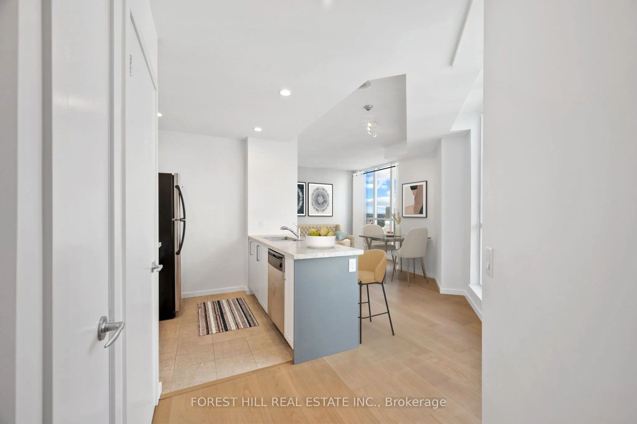 208 Queens Quay Boulevard W, #3512