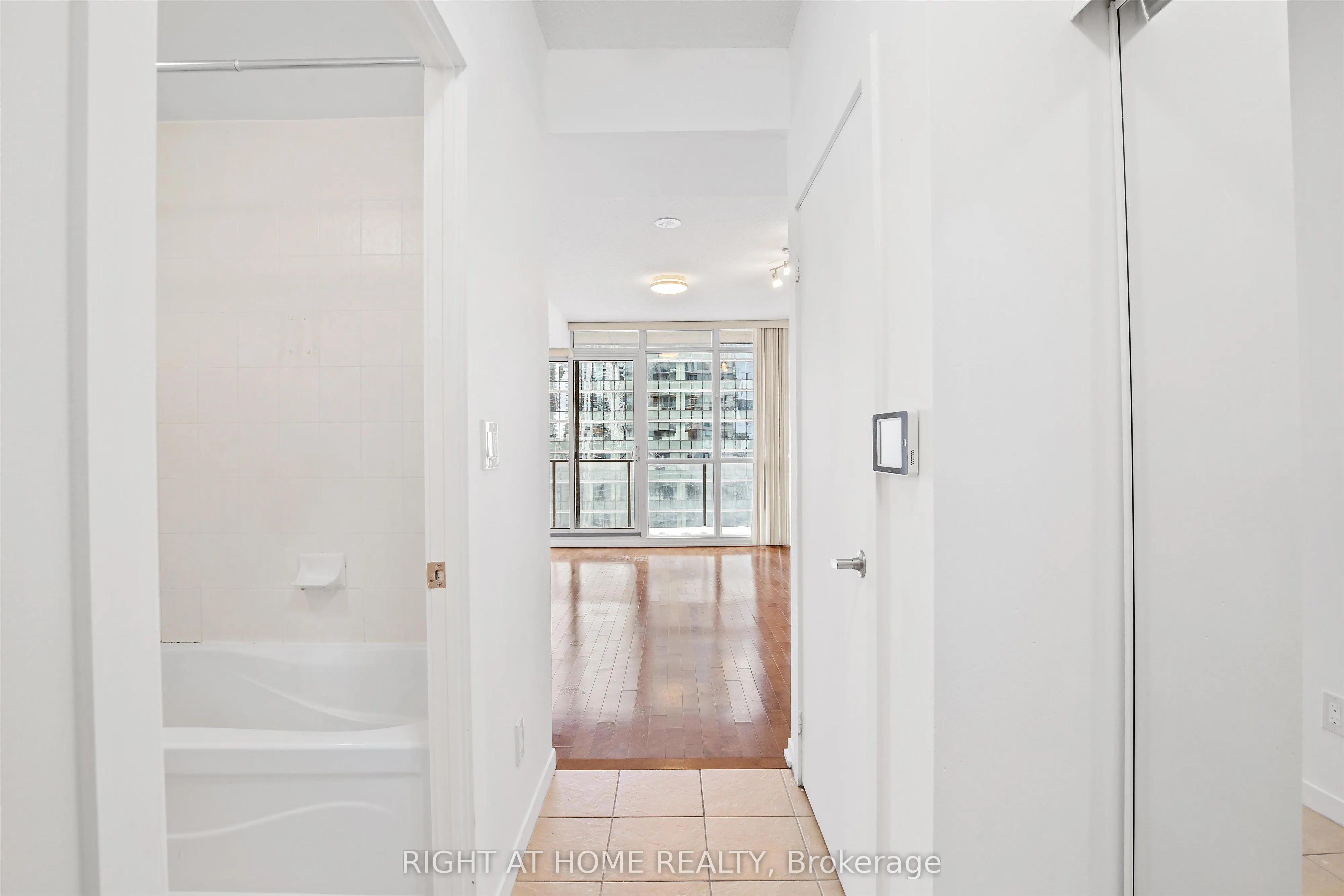 65 Bremner Boulevard, #2403