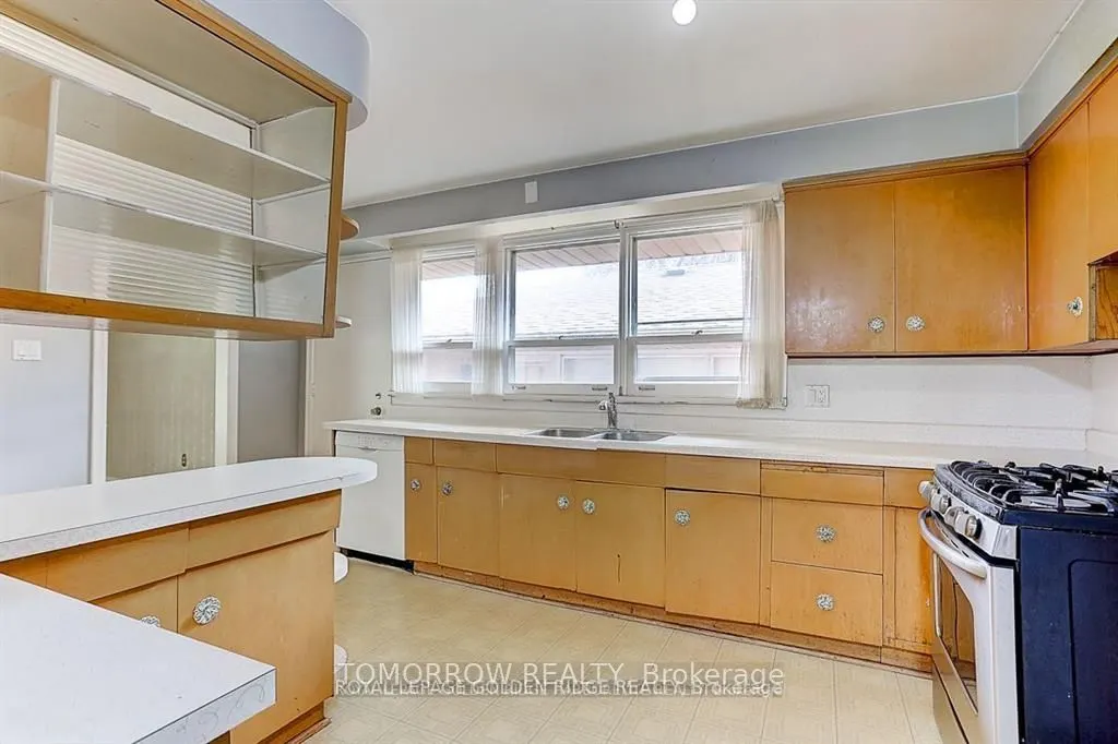 19 Morewood Crescent