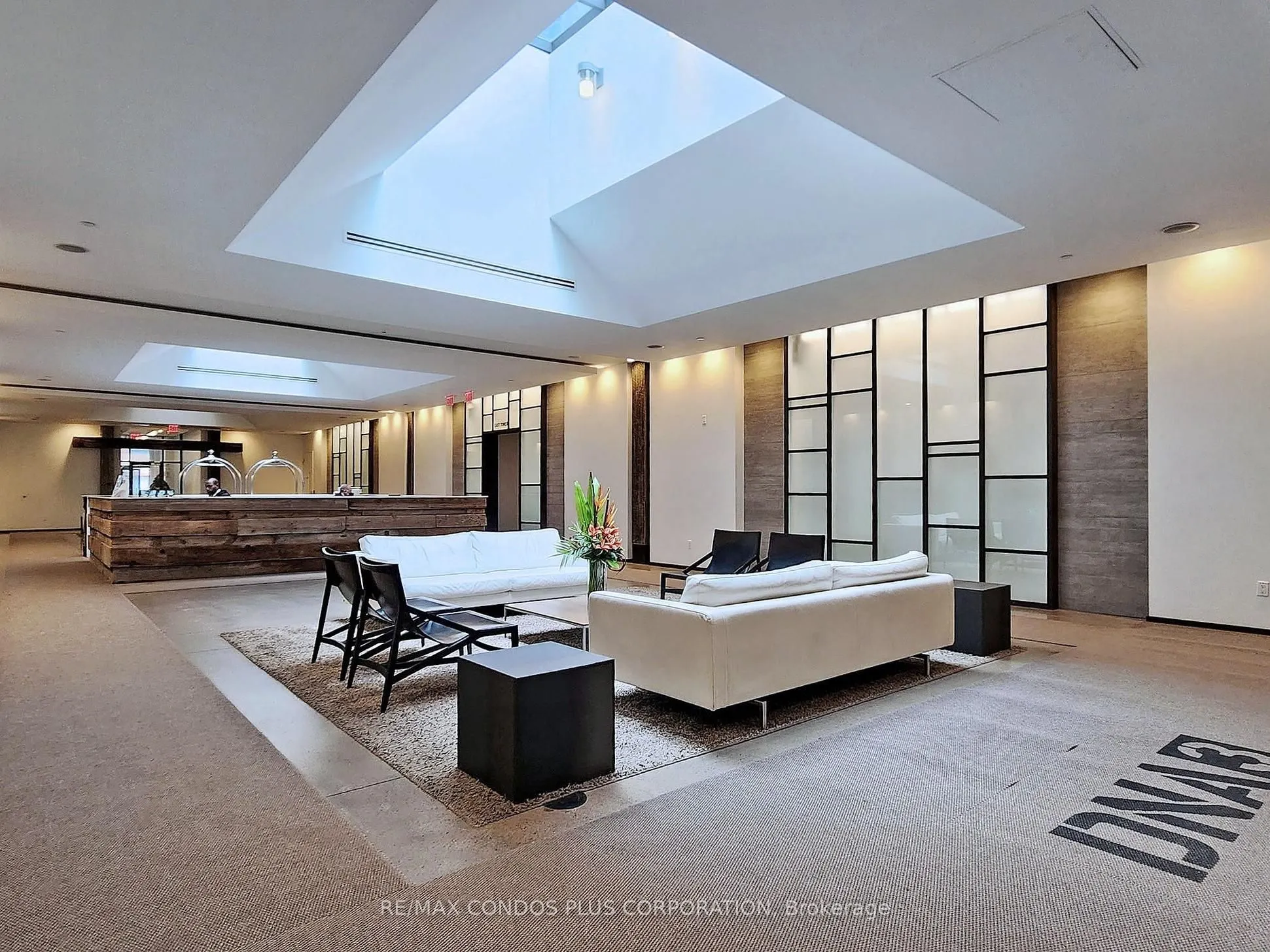 1030 King Street W, #706