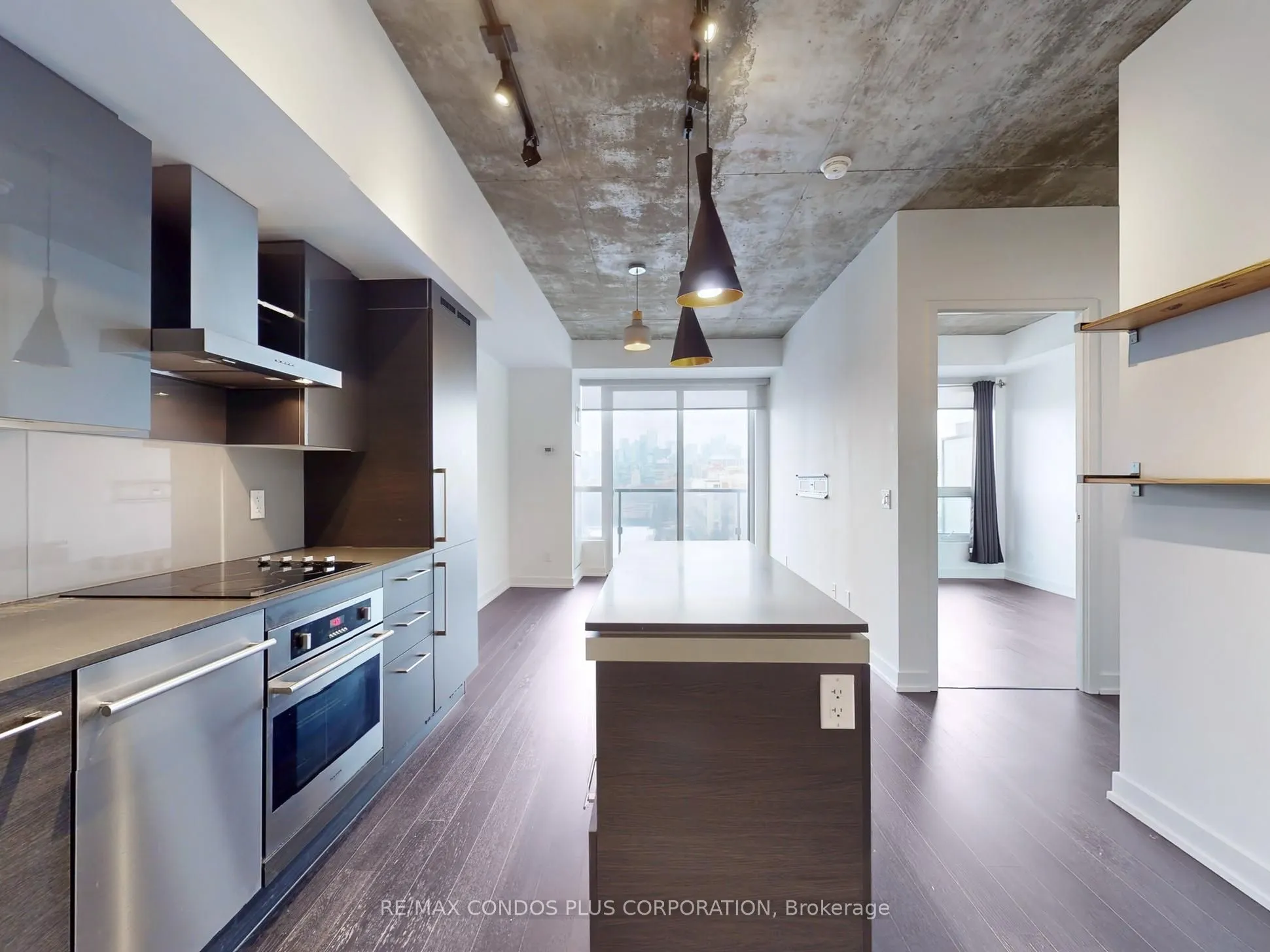 1030 King Street W, #706