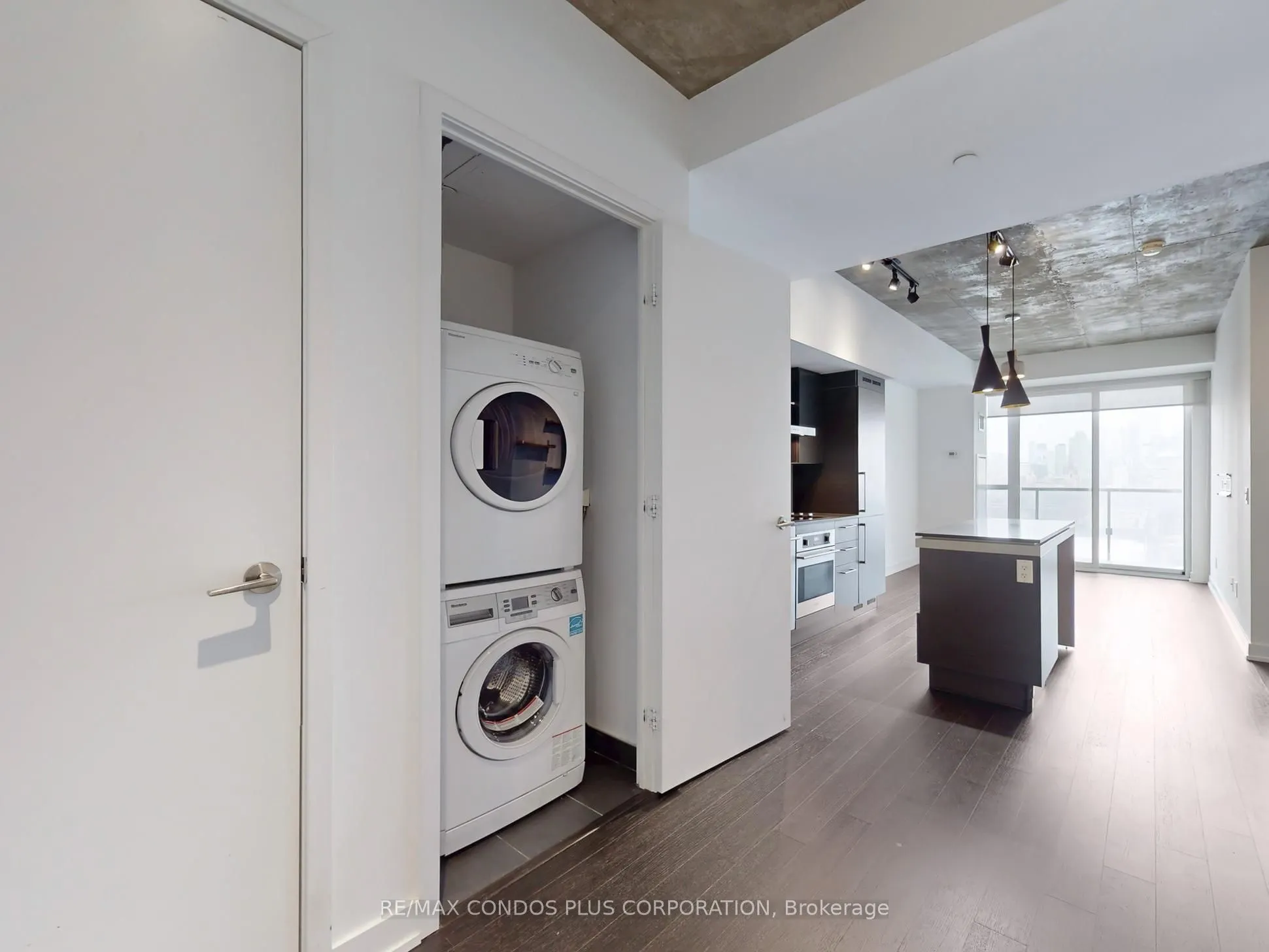 1030 King Street W, #706
