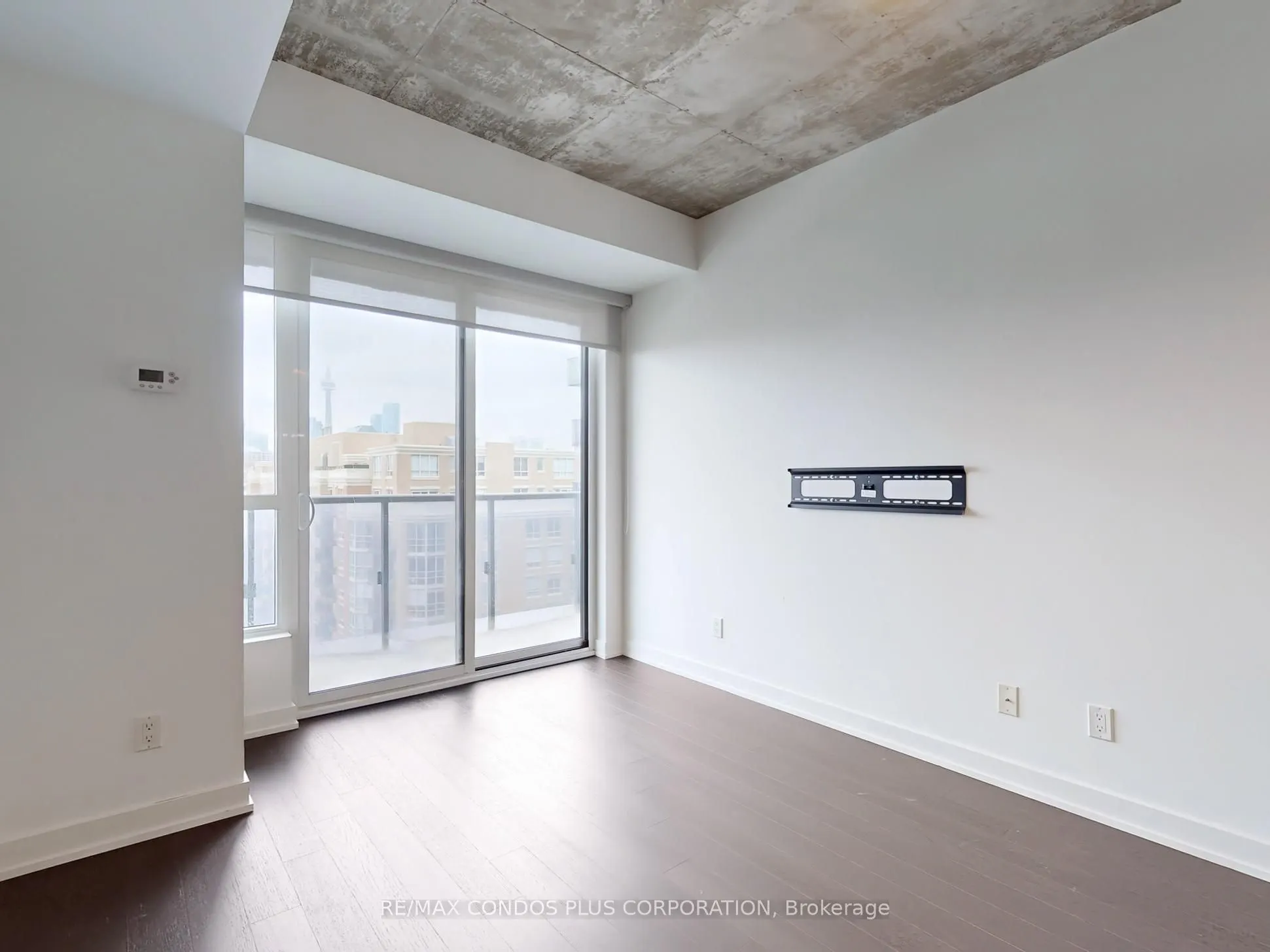 1030 King Street W, #706