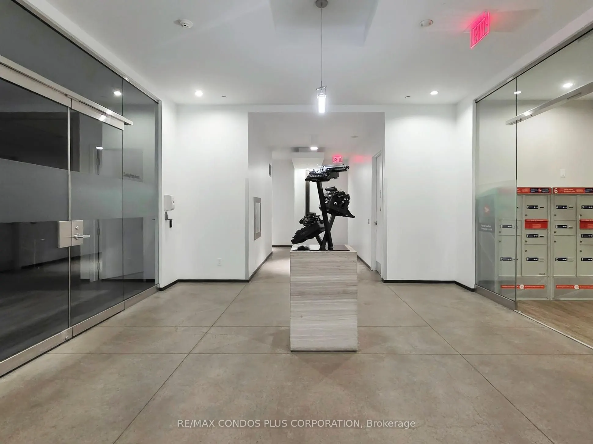 1030 King Street W, #706