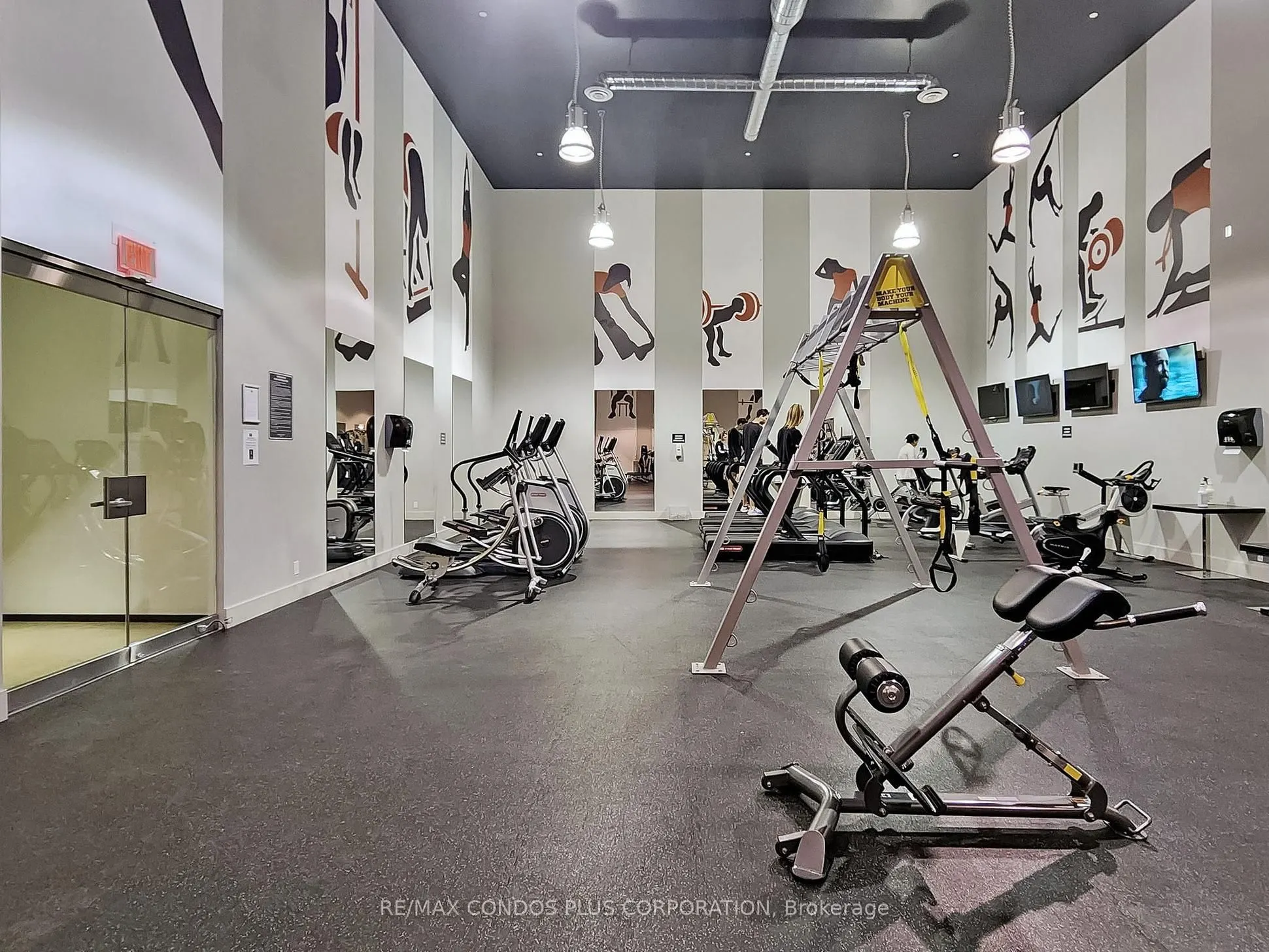 1030 King Street W, #706