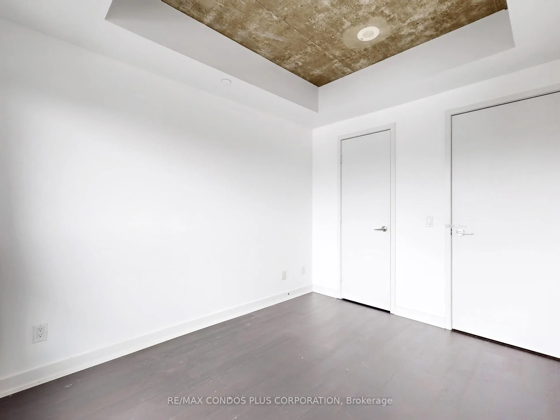 1030 King Street W, #706