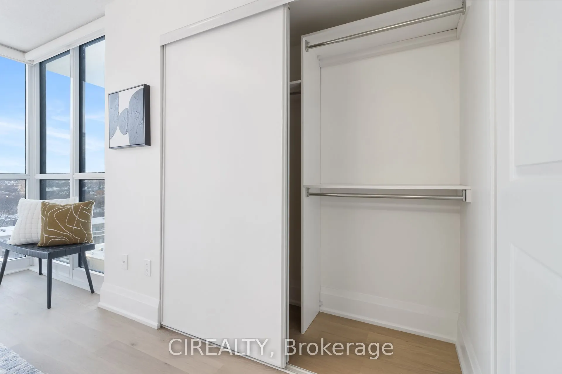 88 Sheppard Avenue E, #810
