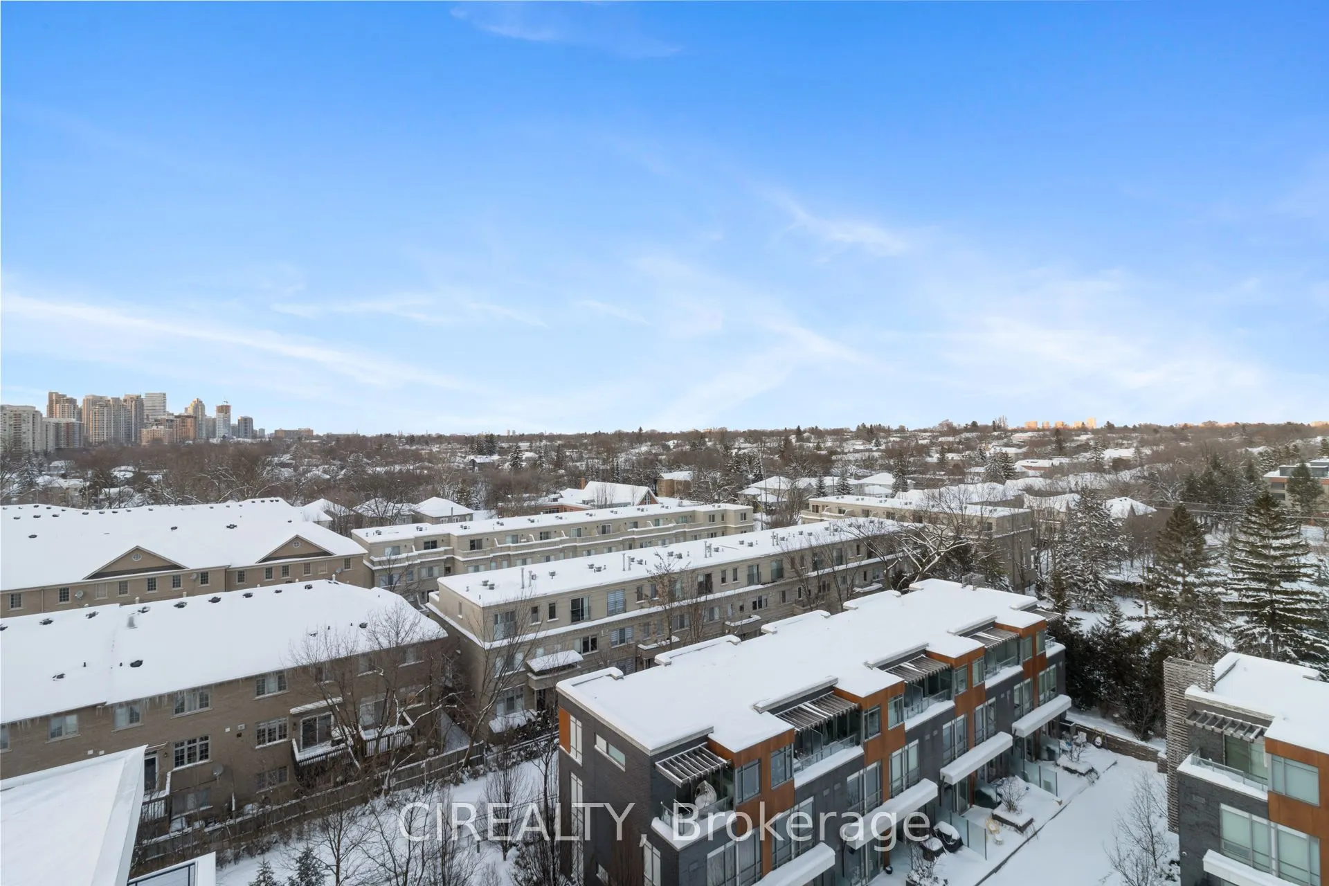 88 Sheppard Avenue E, #810