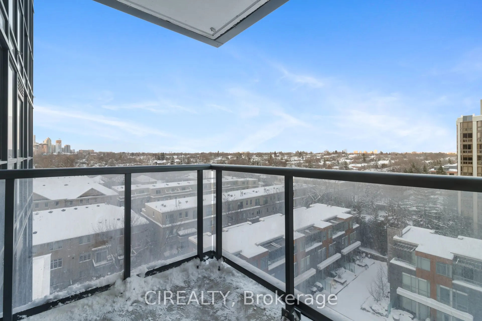 88 Sheppard Avenue E, #810