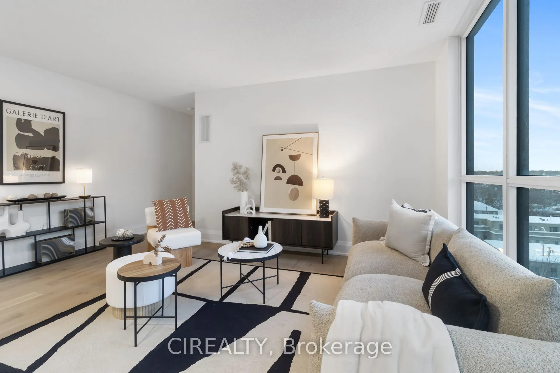 88 Sheppard Avenue E, #810