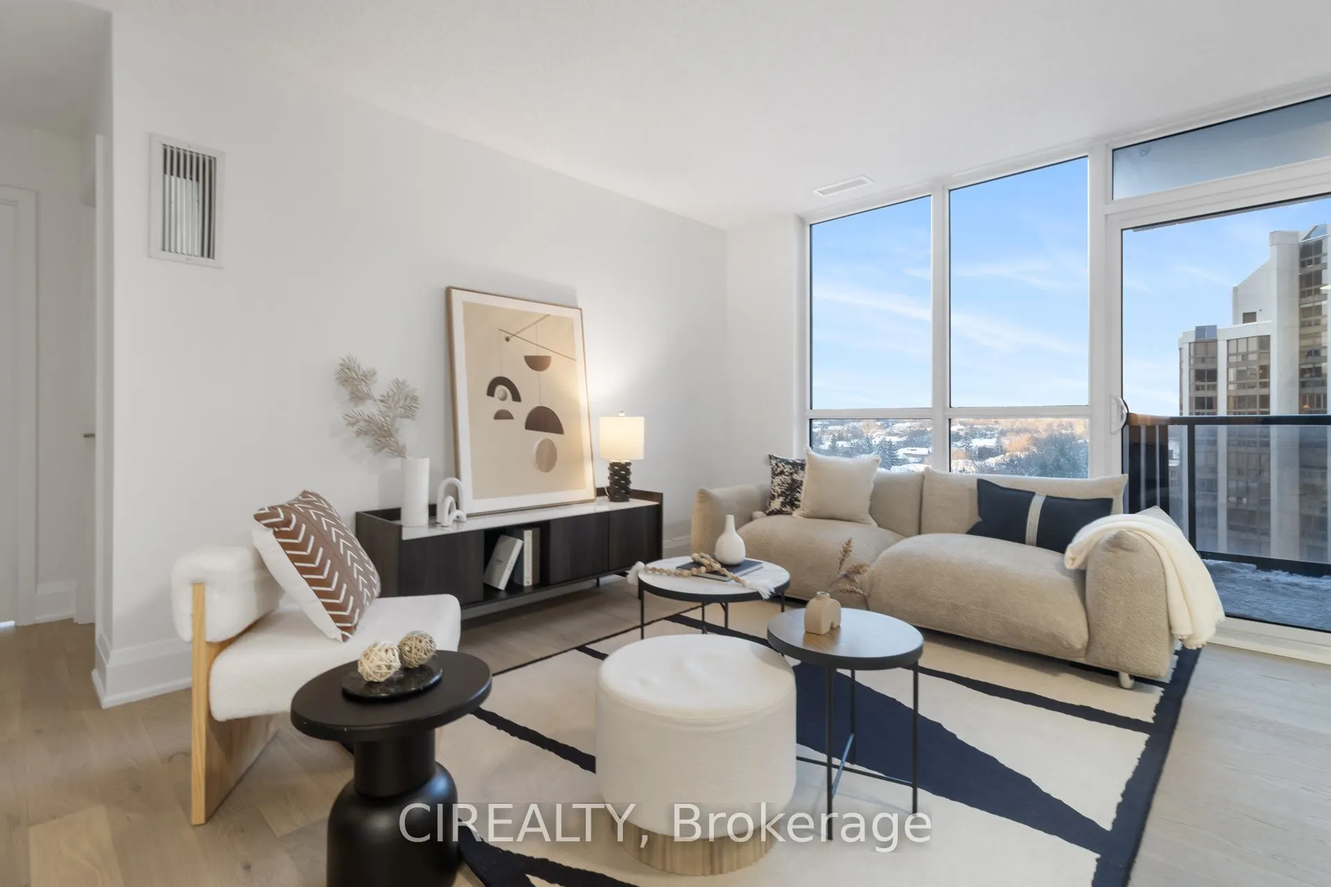 88 Sheppard Avenue E, #810