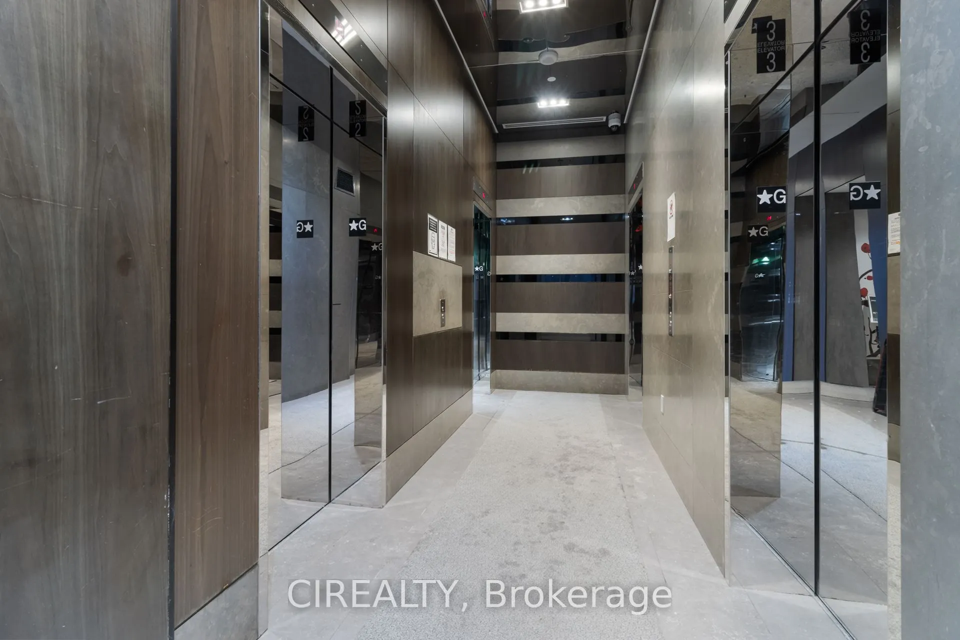 88 Sheppard Avenue E, #810