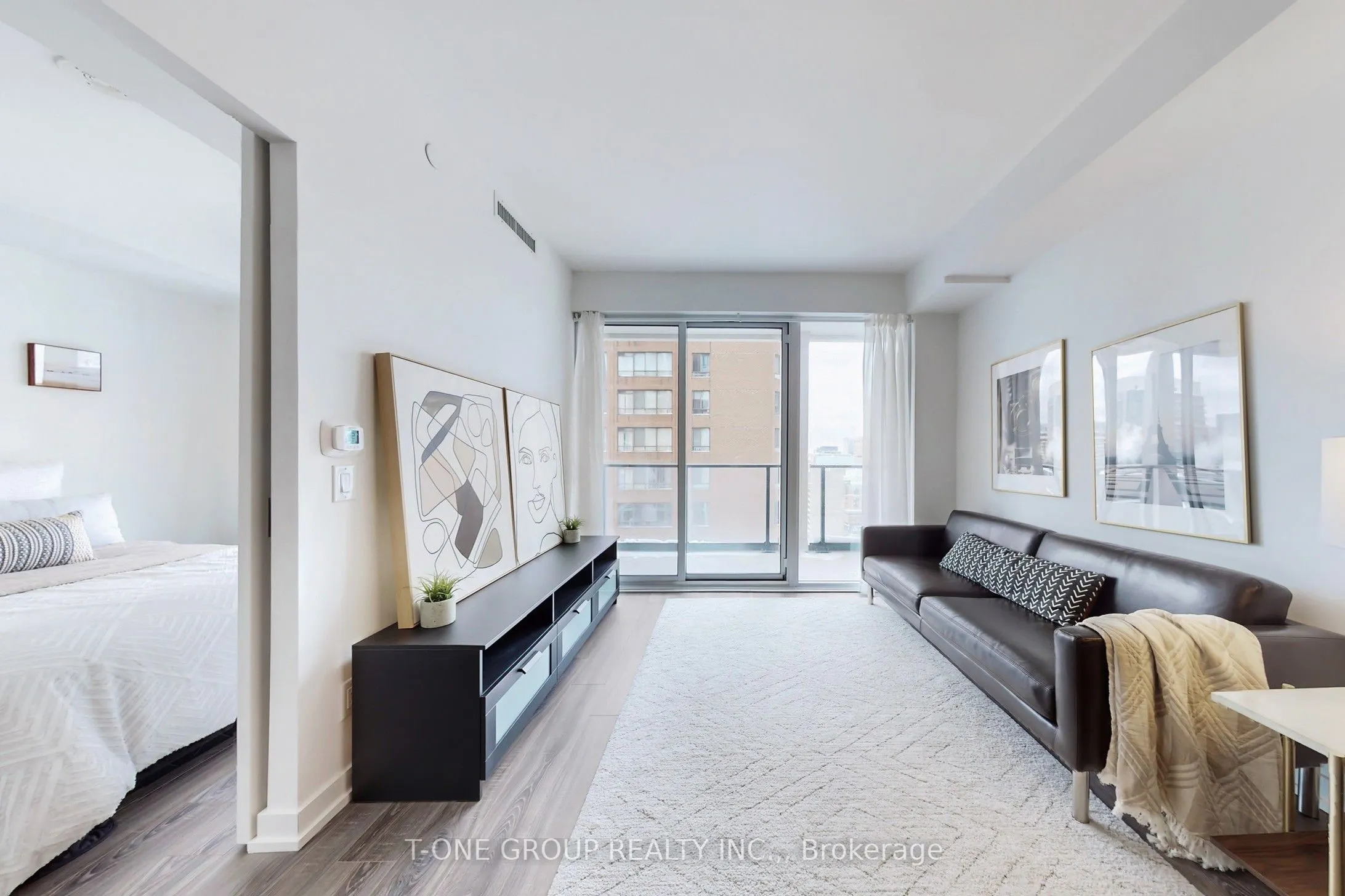20 Edward Street, #1712