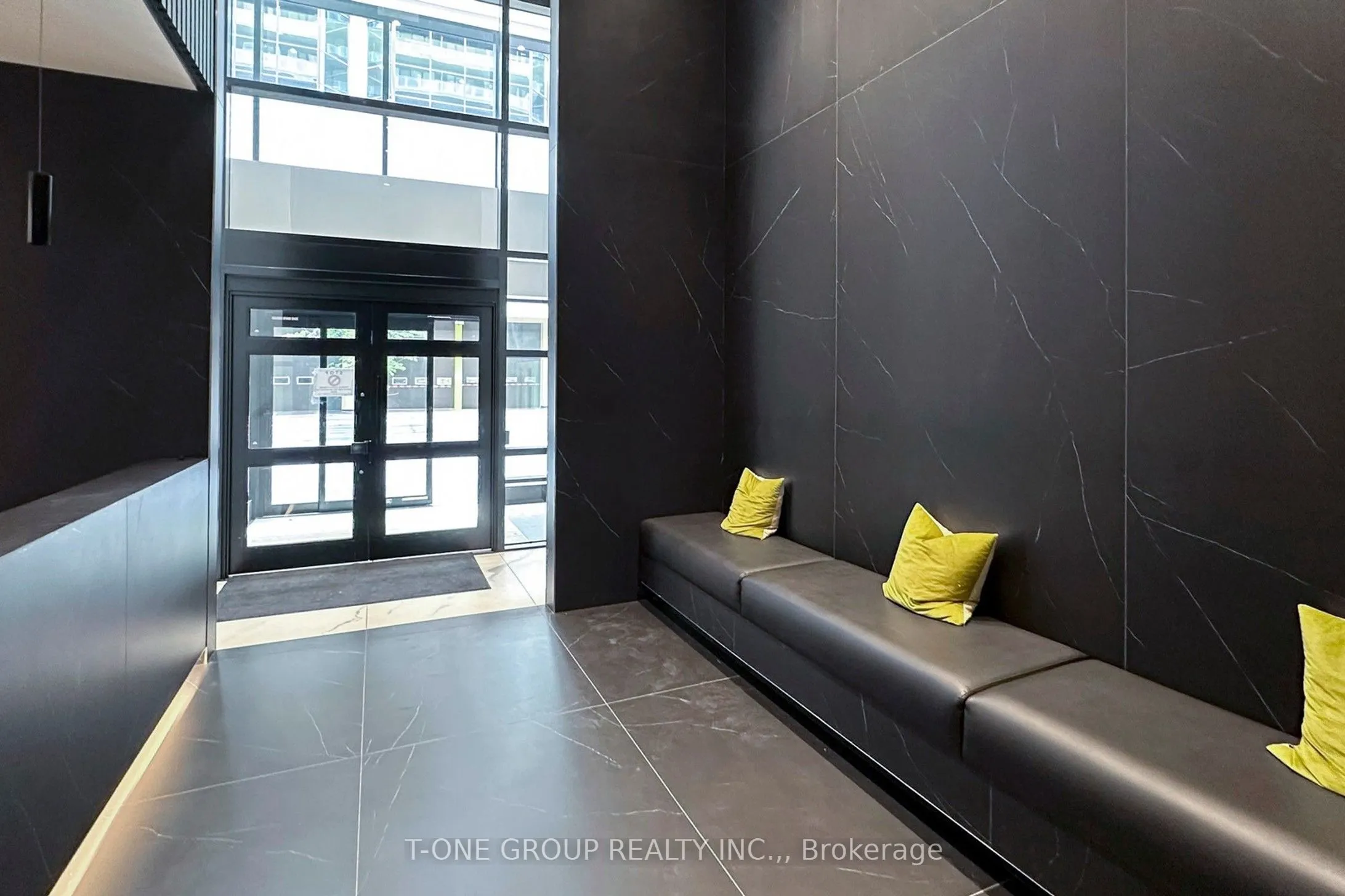 20 Edward Street, #1712