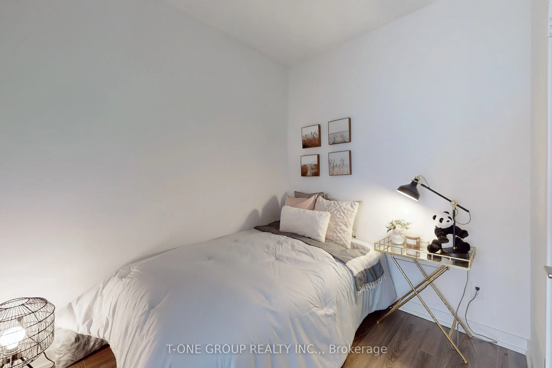 20 Edward Street, #1712