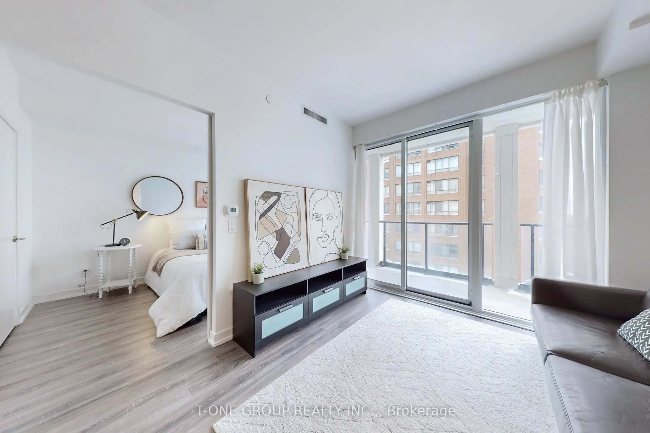 20 Edward Street, #1712