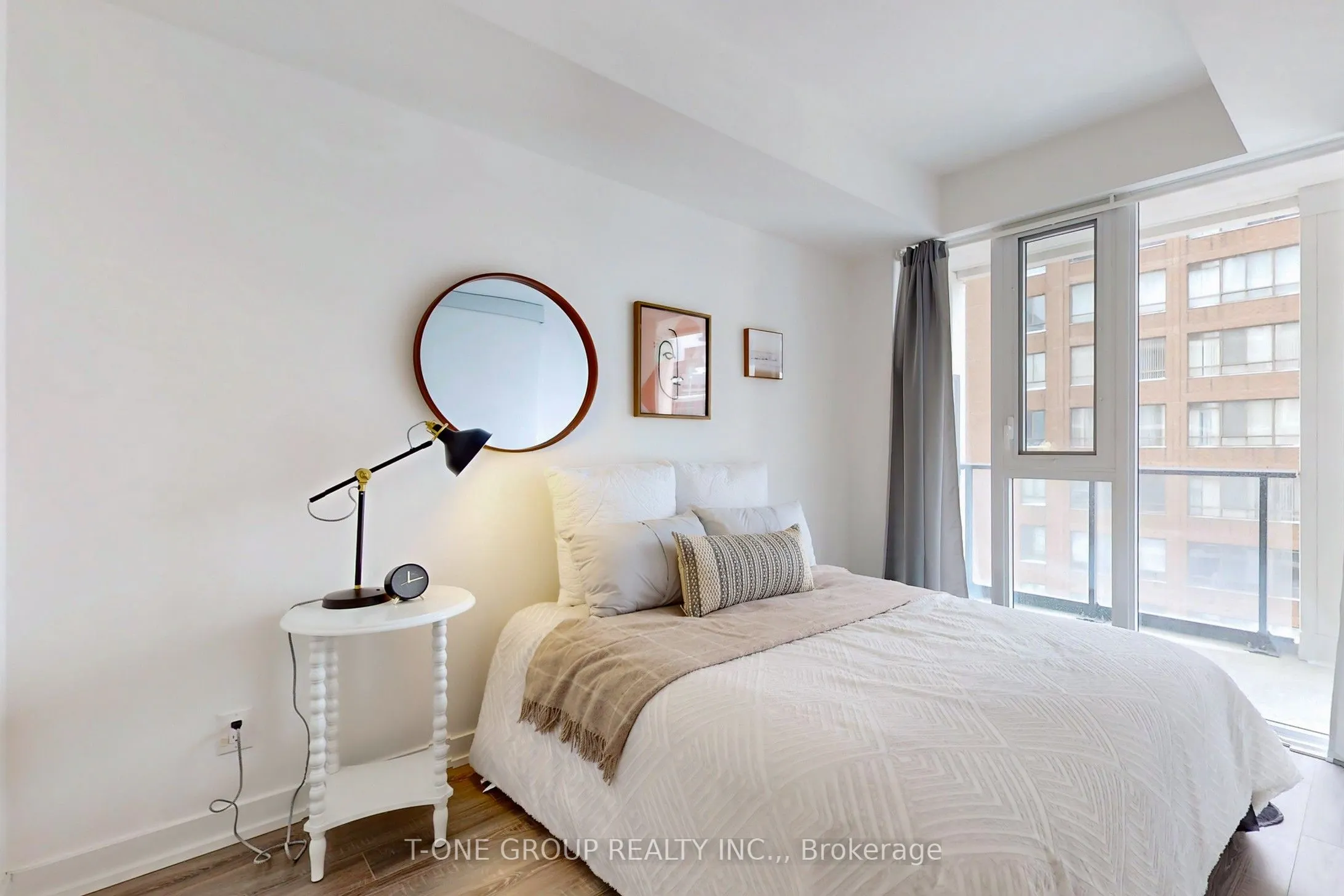 20 Edward Street, #1712