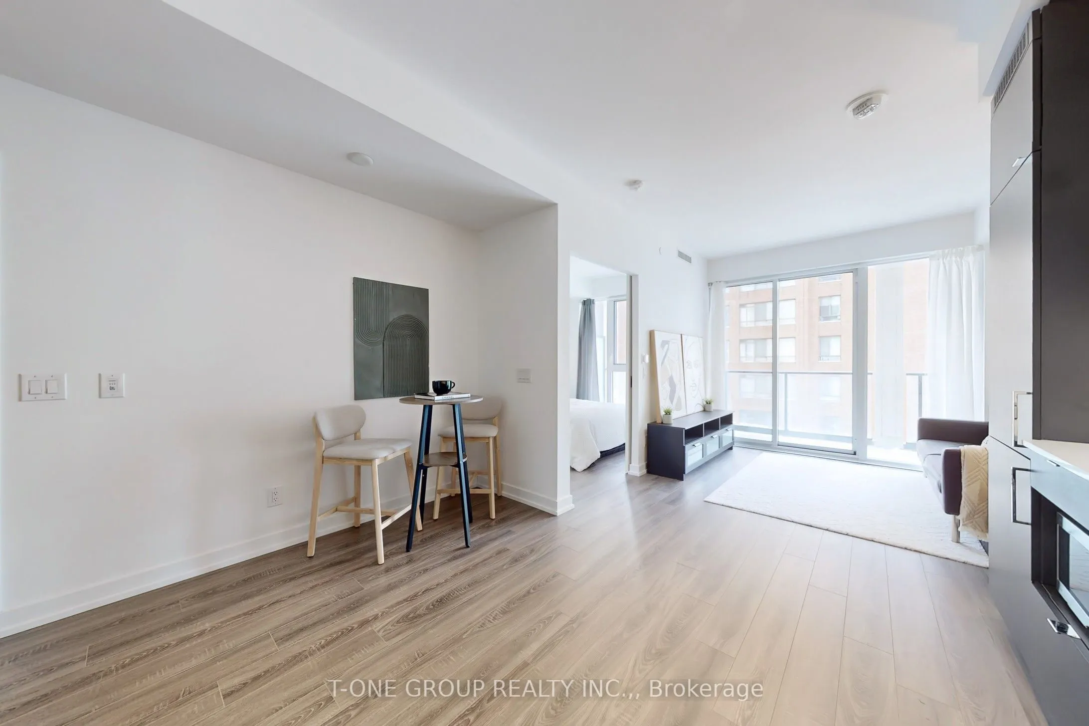 20 Edward Street, #1712