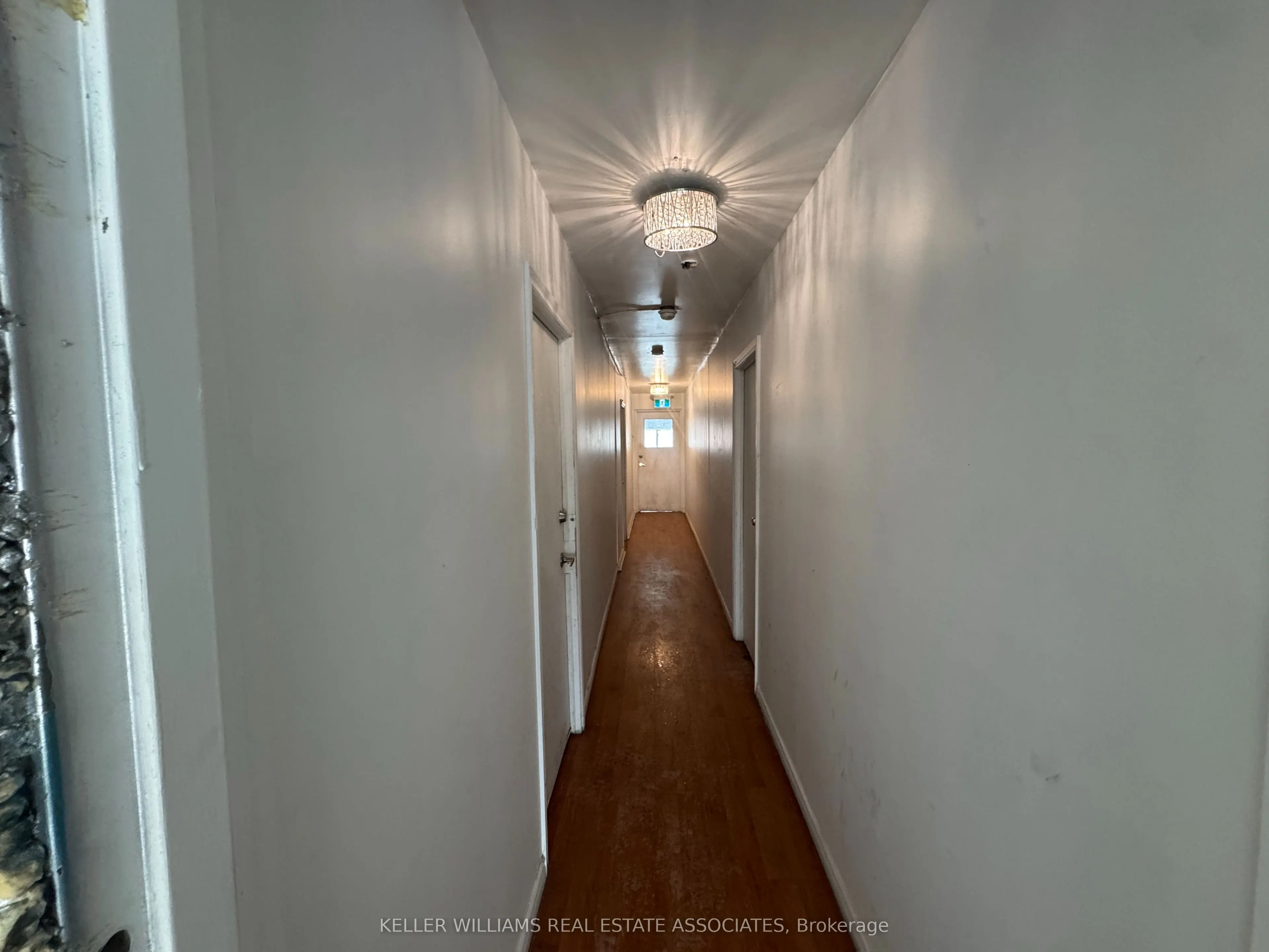 452 Queen Street W, #Third floor