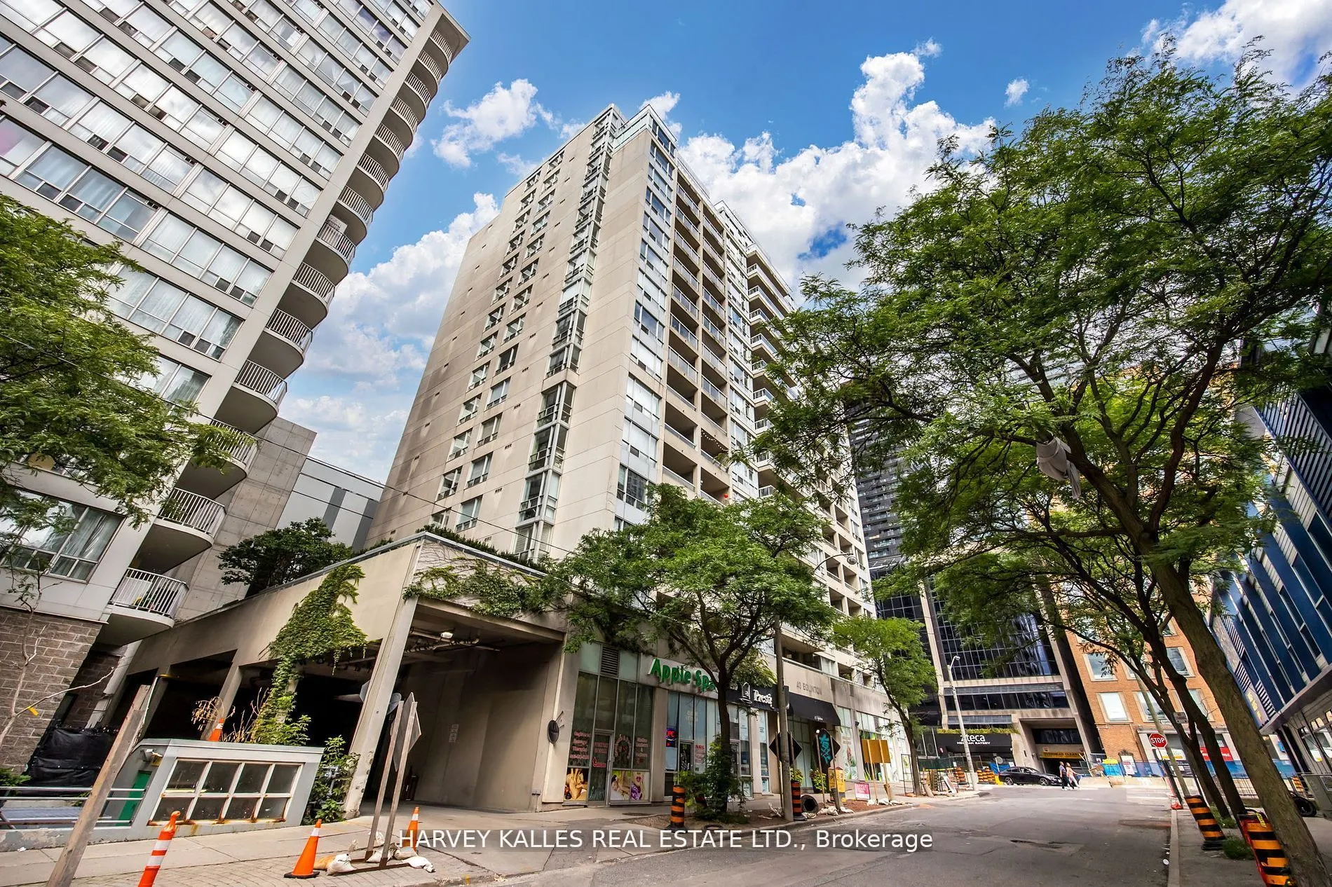 43 Eglinton Avenue E, #1201