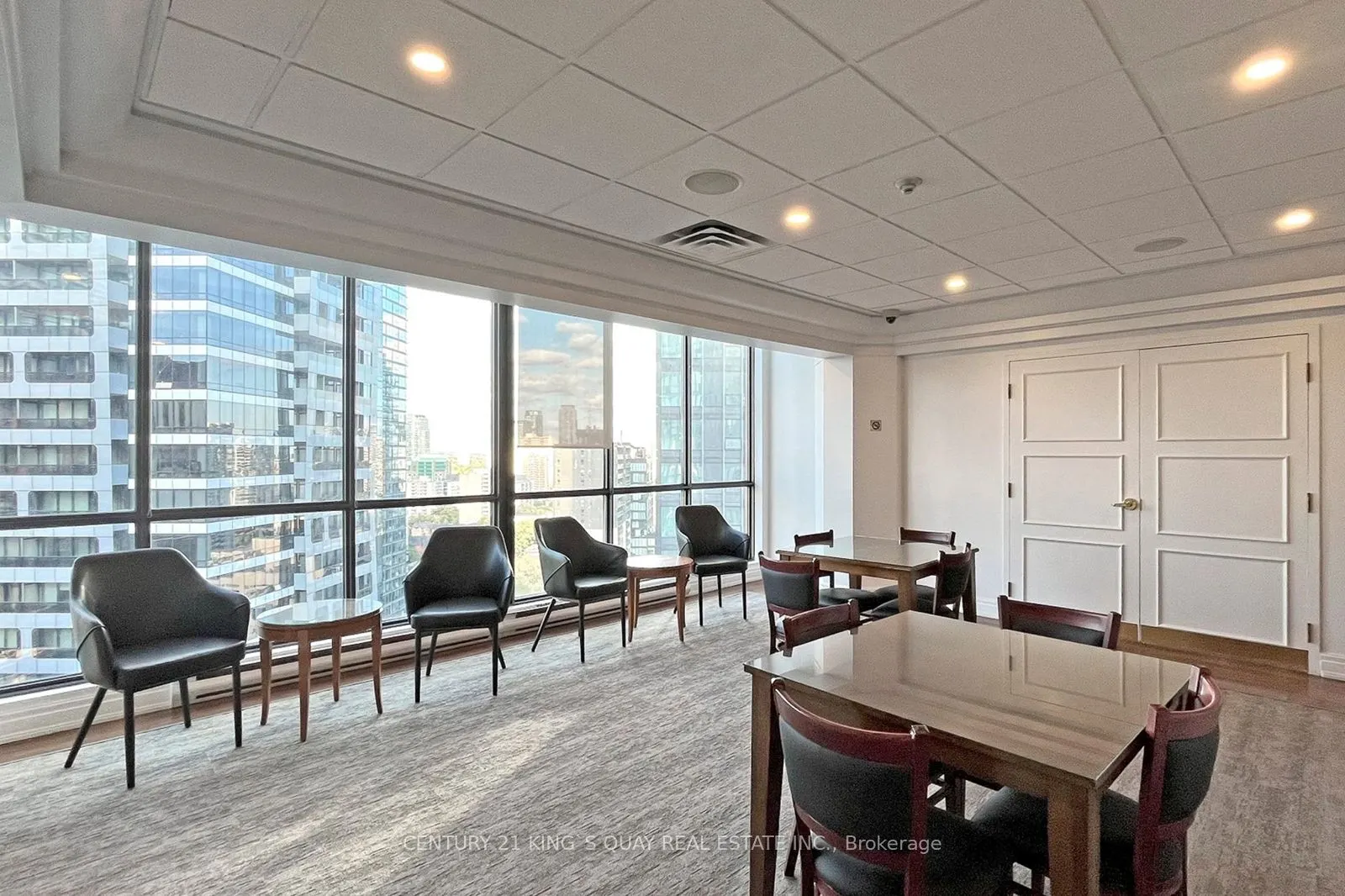 24 Wellesley Street W, #1407