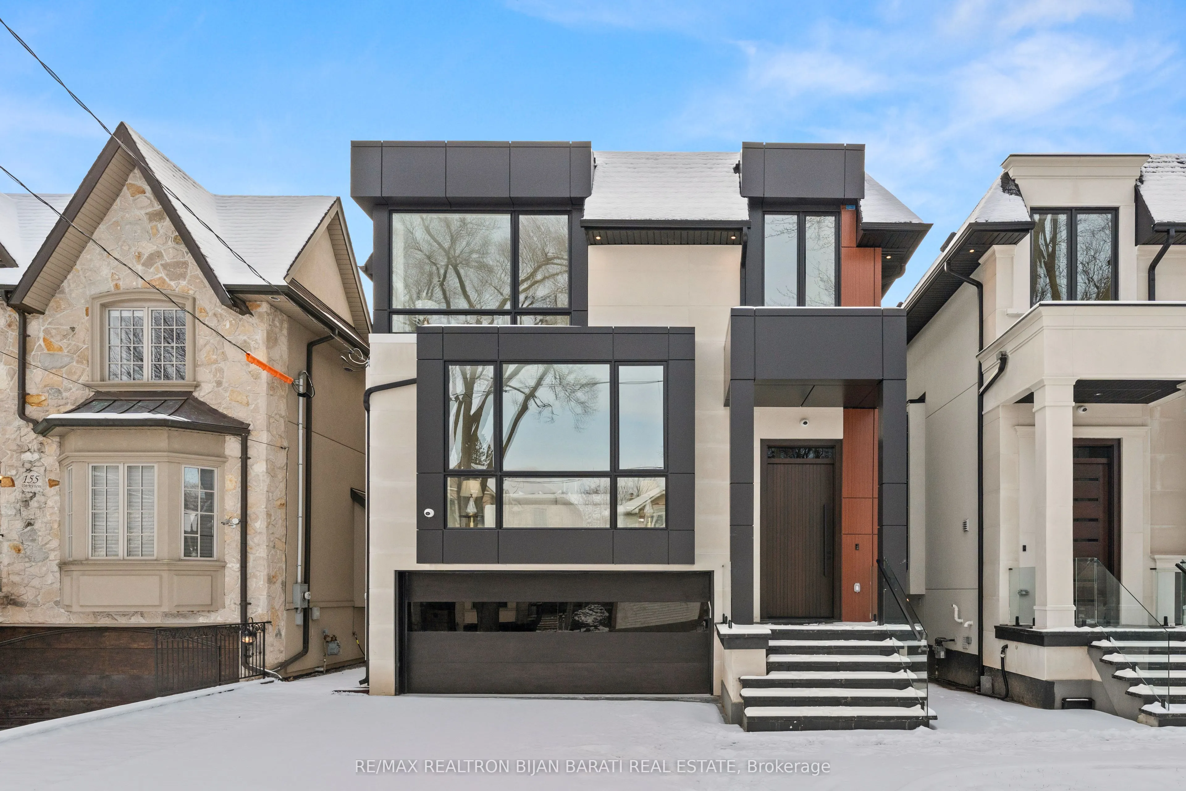 153 B Parkview Avenue