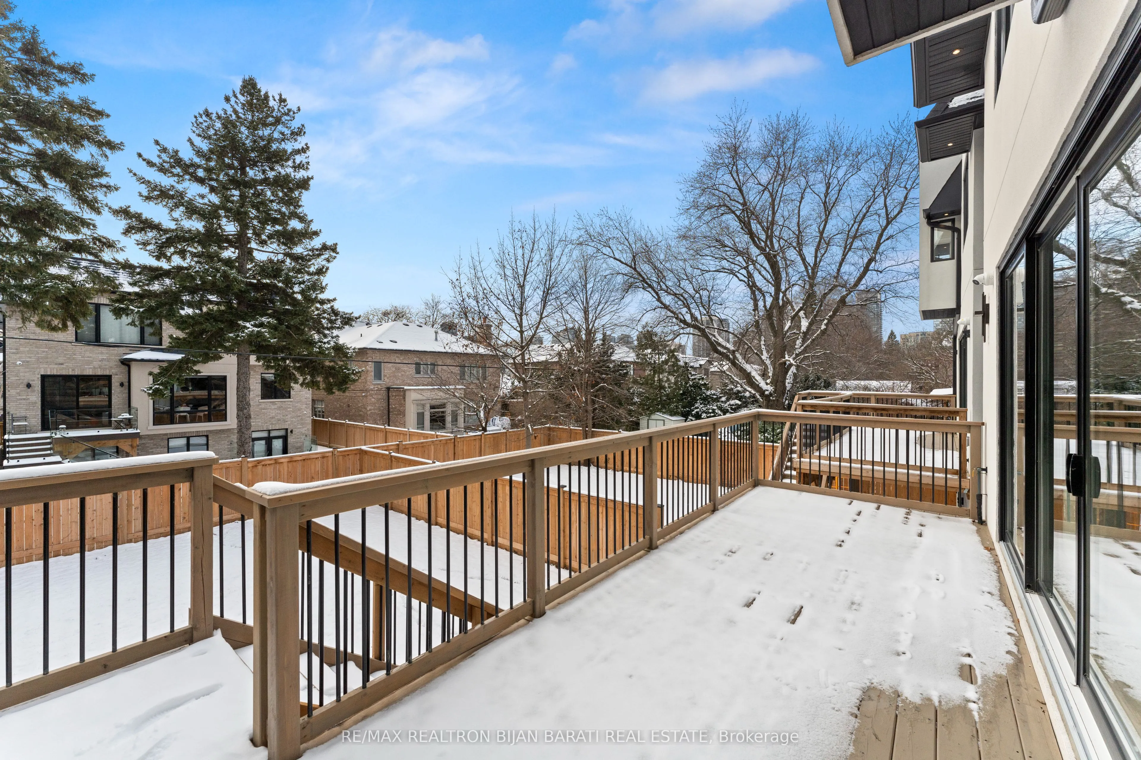 153 B Parkview Avenue