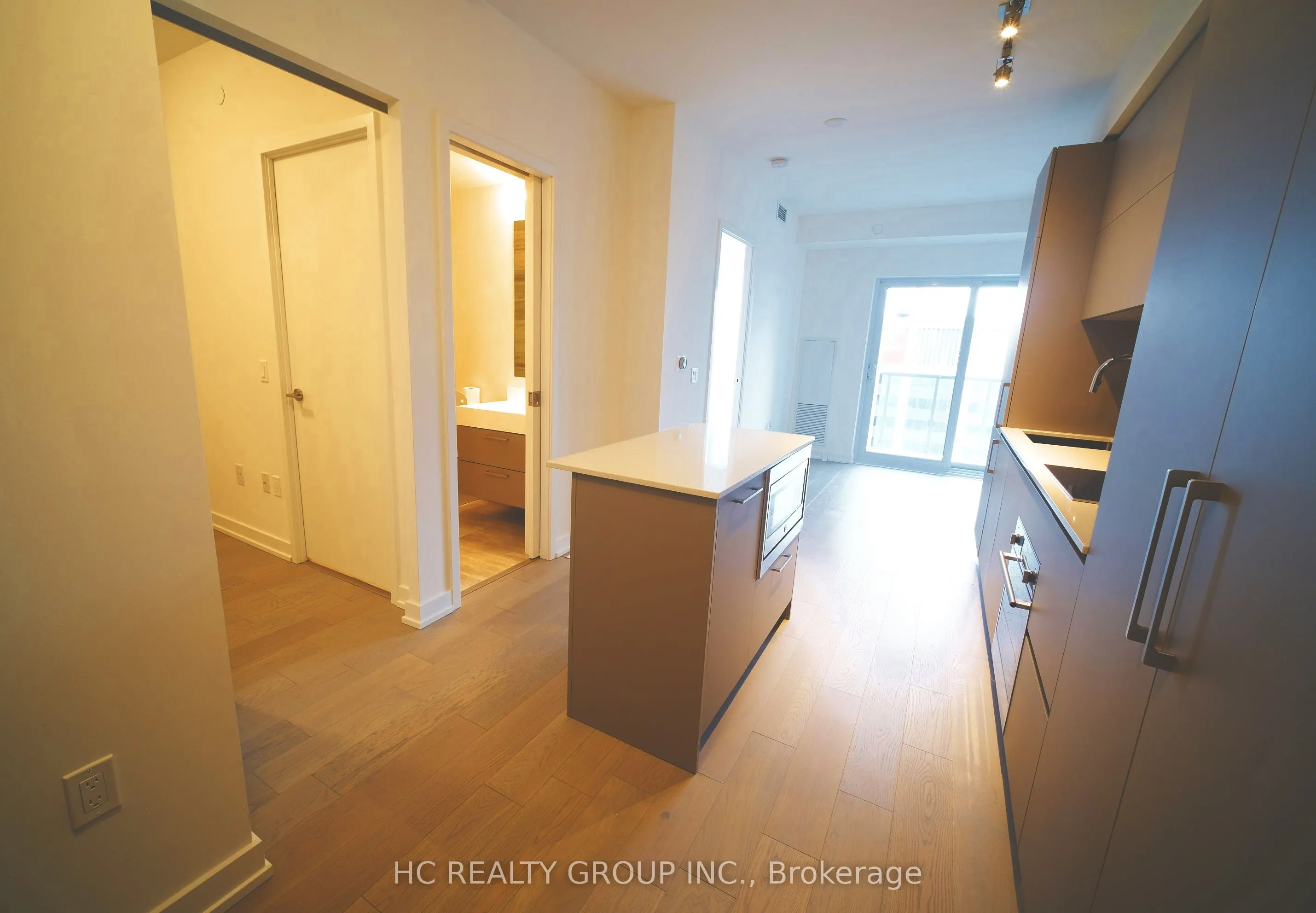 1 Yorkville Avenue #4512