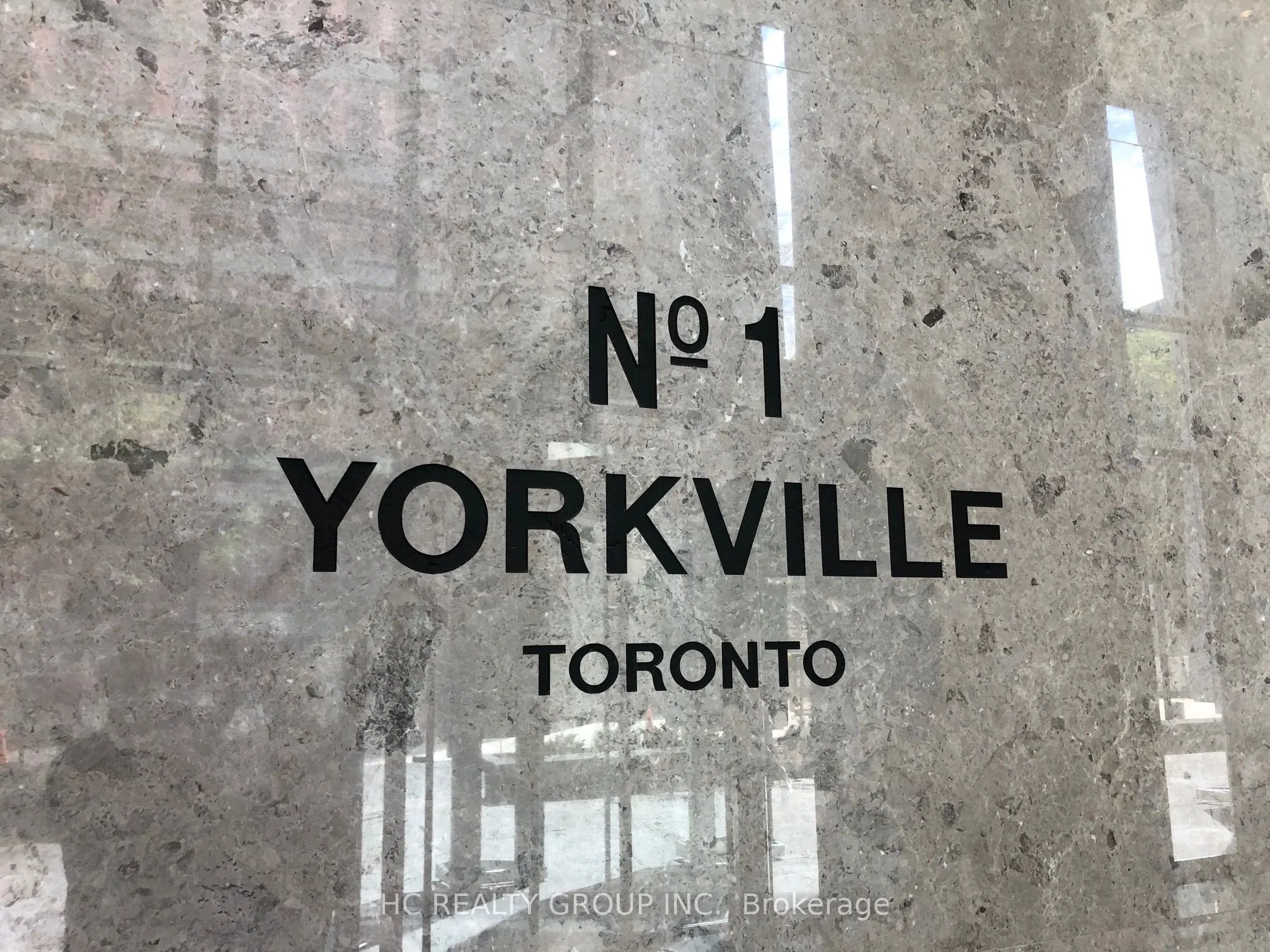 1 Yorkville Avenue #4512