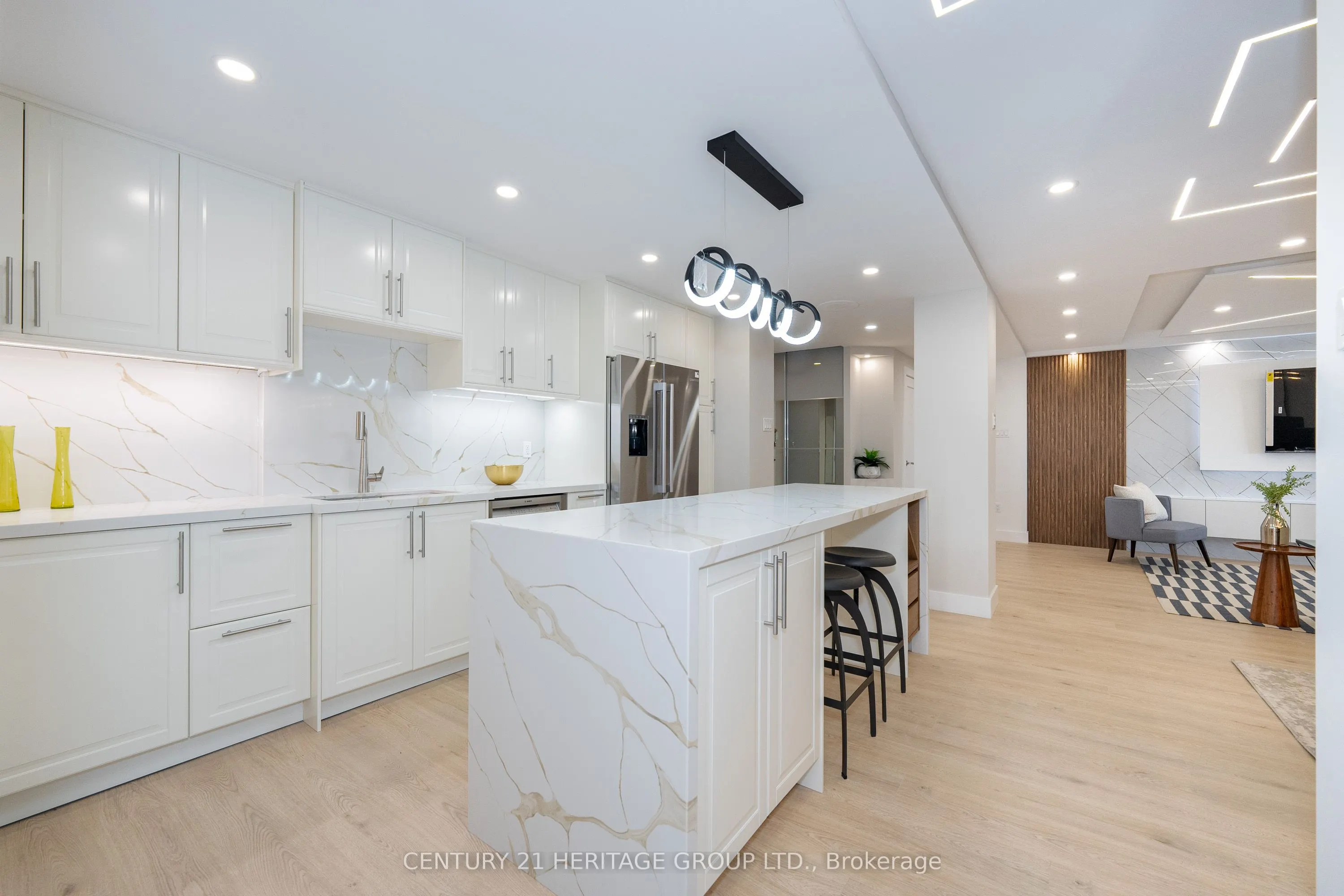 3303 Don Mills Road, #406