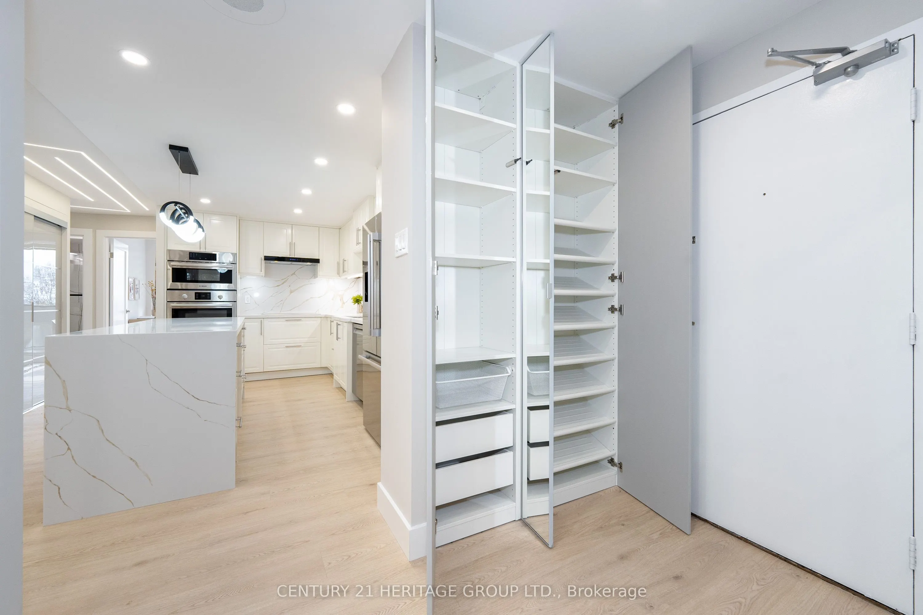 3303 Don Mills Road, #406