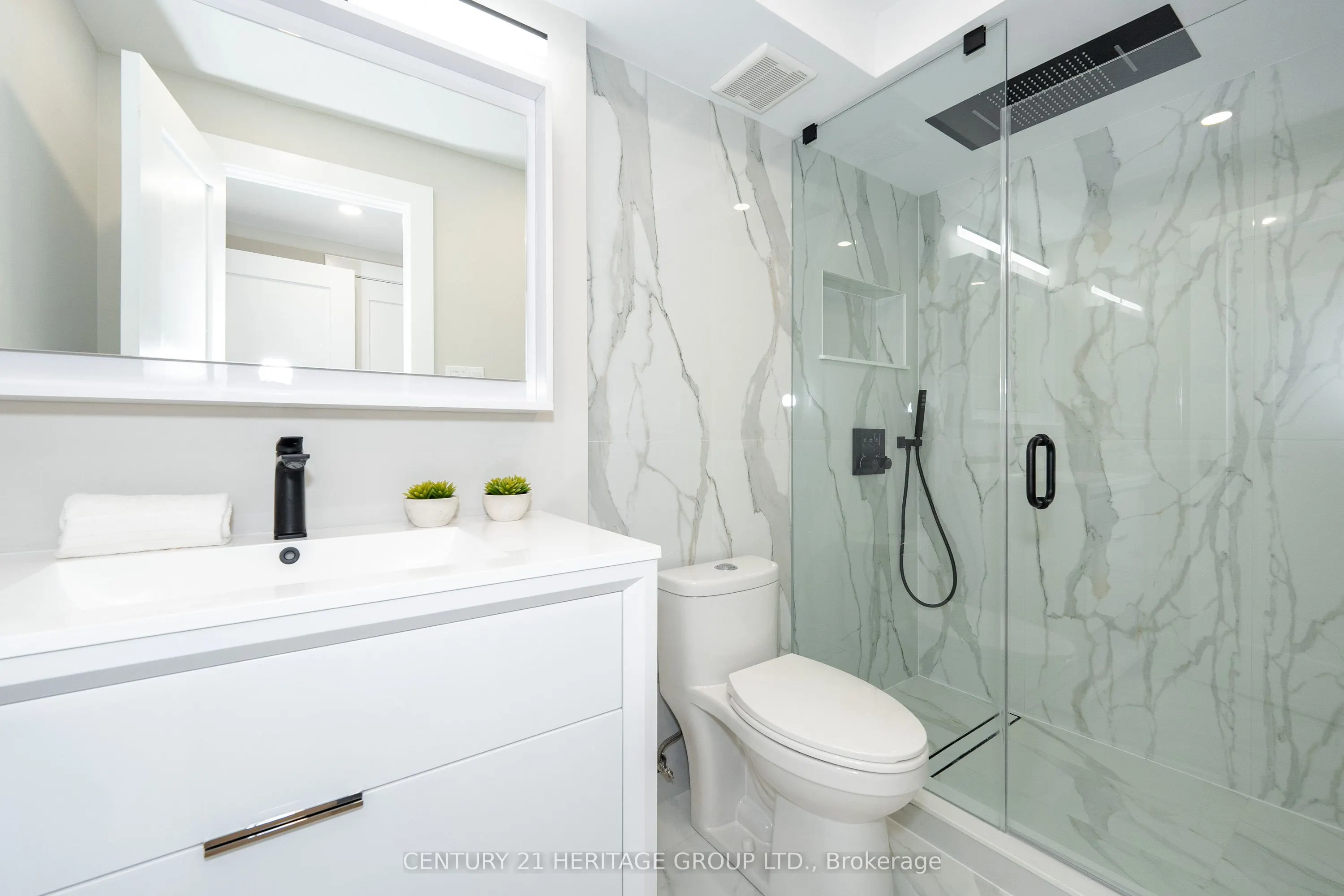 3303 Don Mills Road, #406